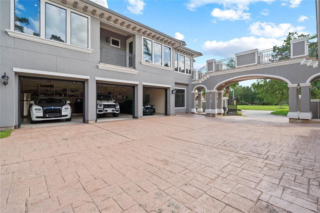 8107 St Michaels Crest Lane