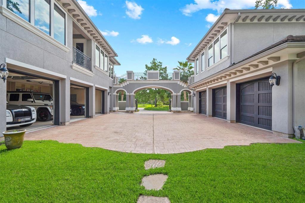 8107 St Michaels Crest Lane