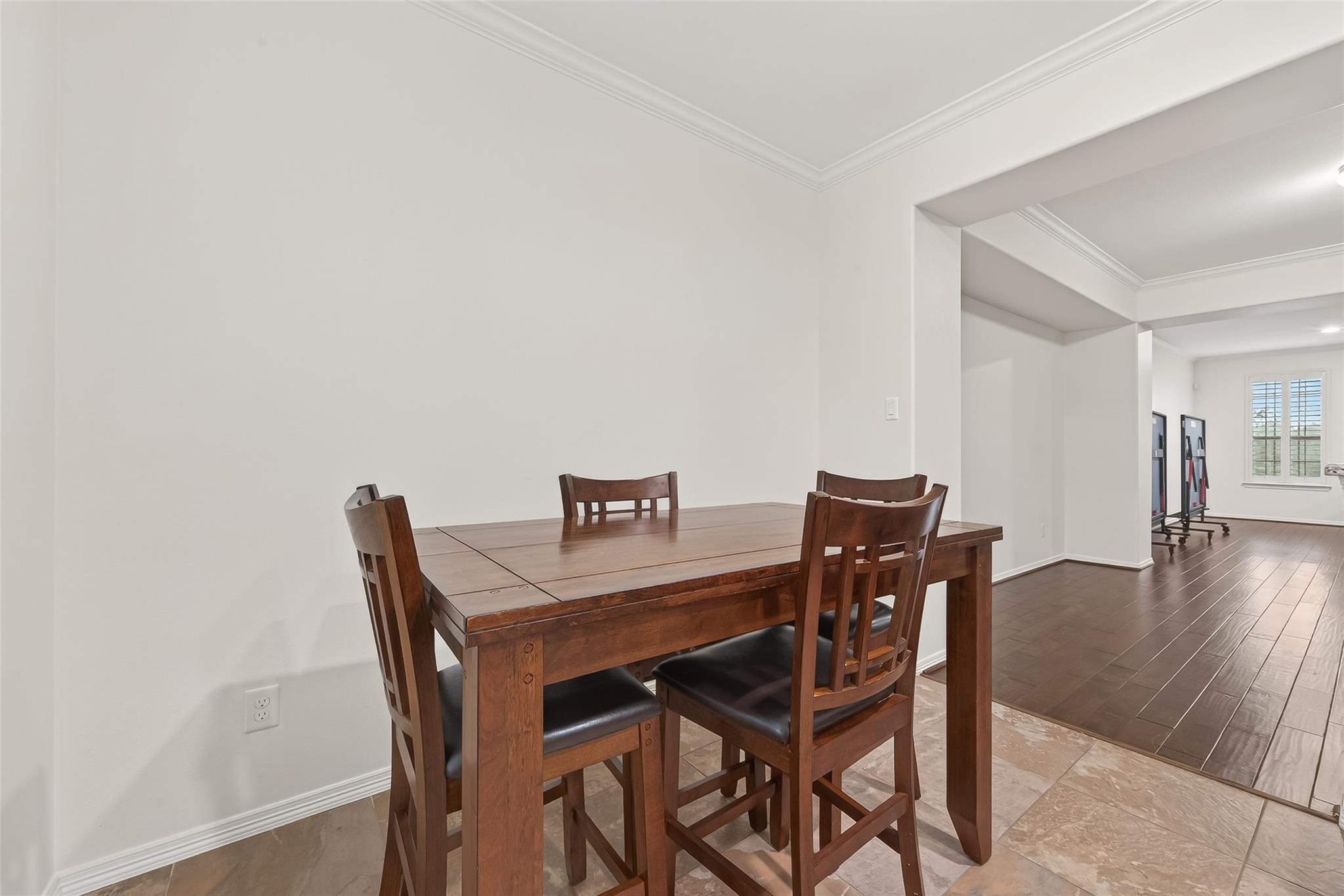 8102 Stoneyway Drive