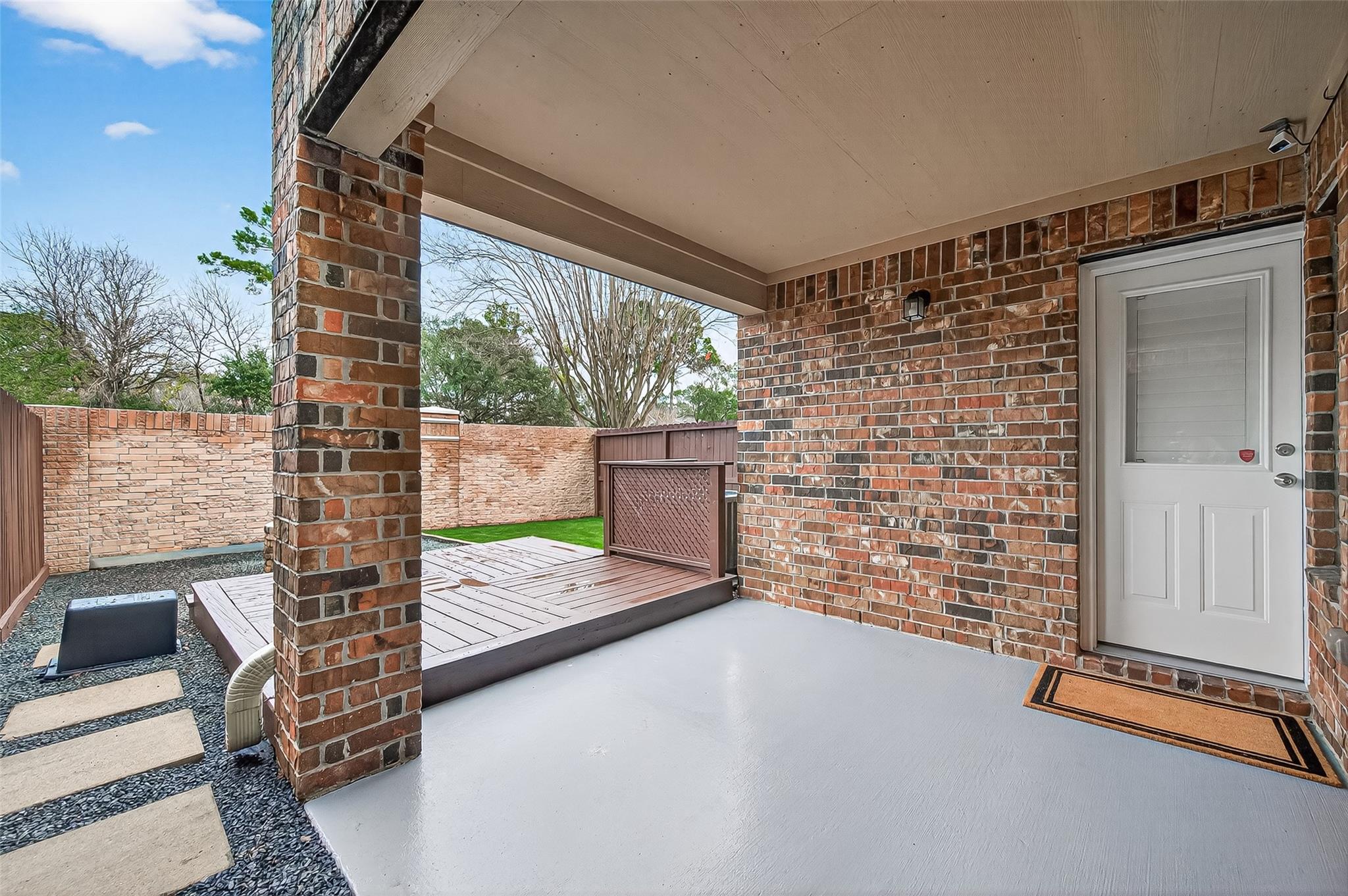 8102 Stoneyway Drive