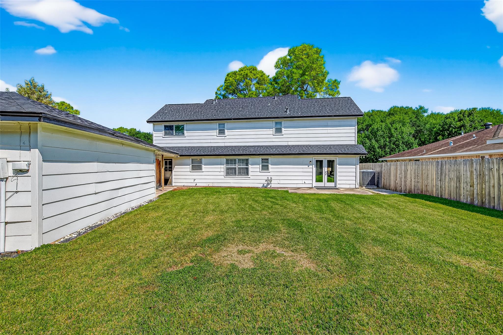 10935 Piping Rock Lane