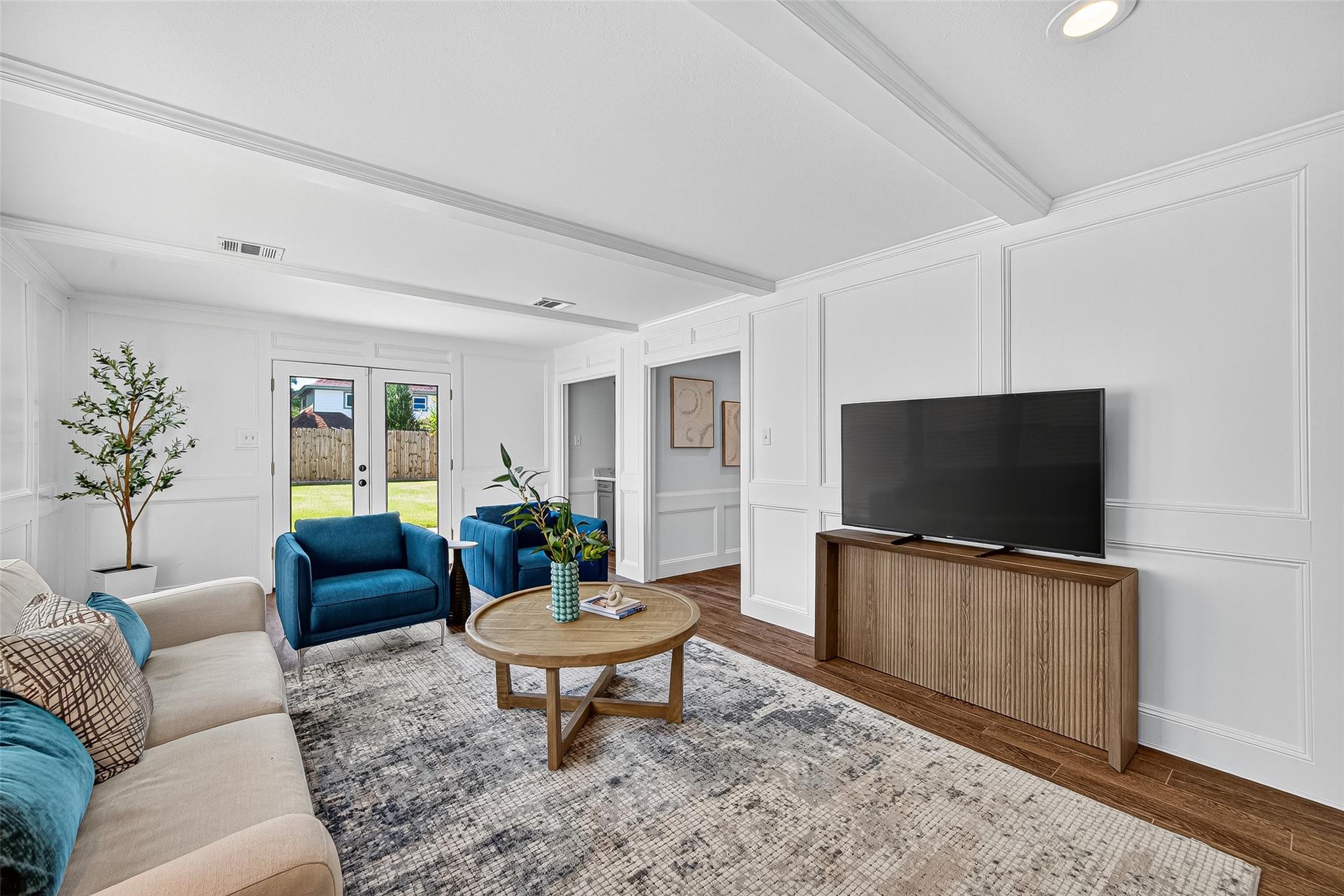 10935 Piping Rock Lane