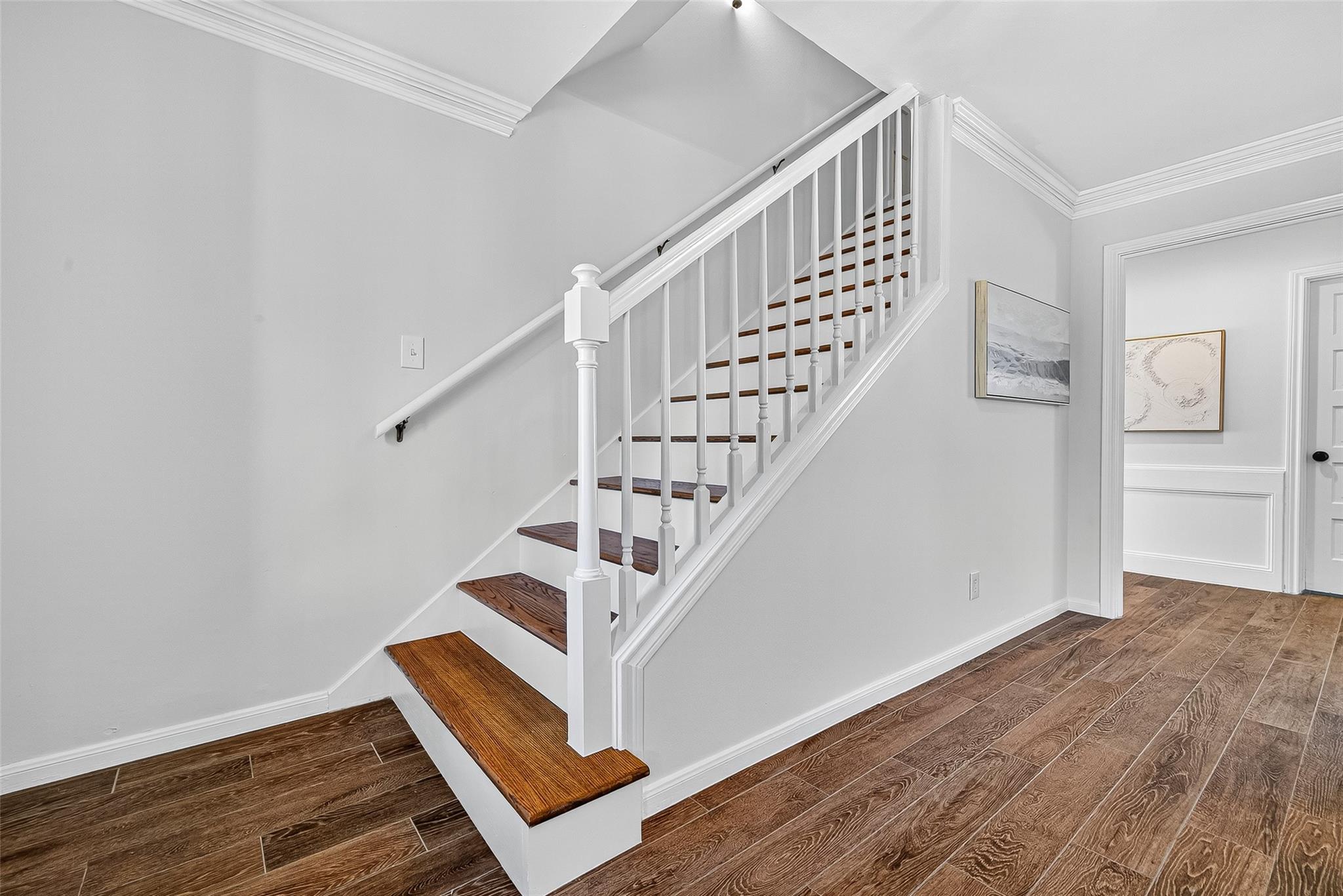 10935 Piping Rock Lane