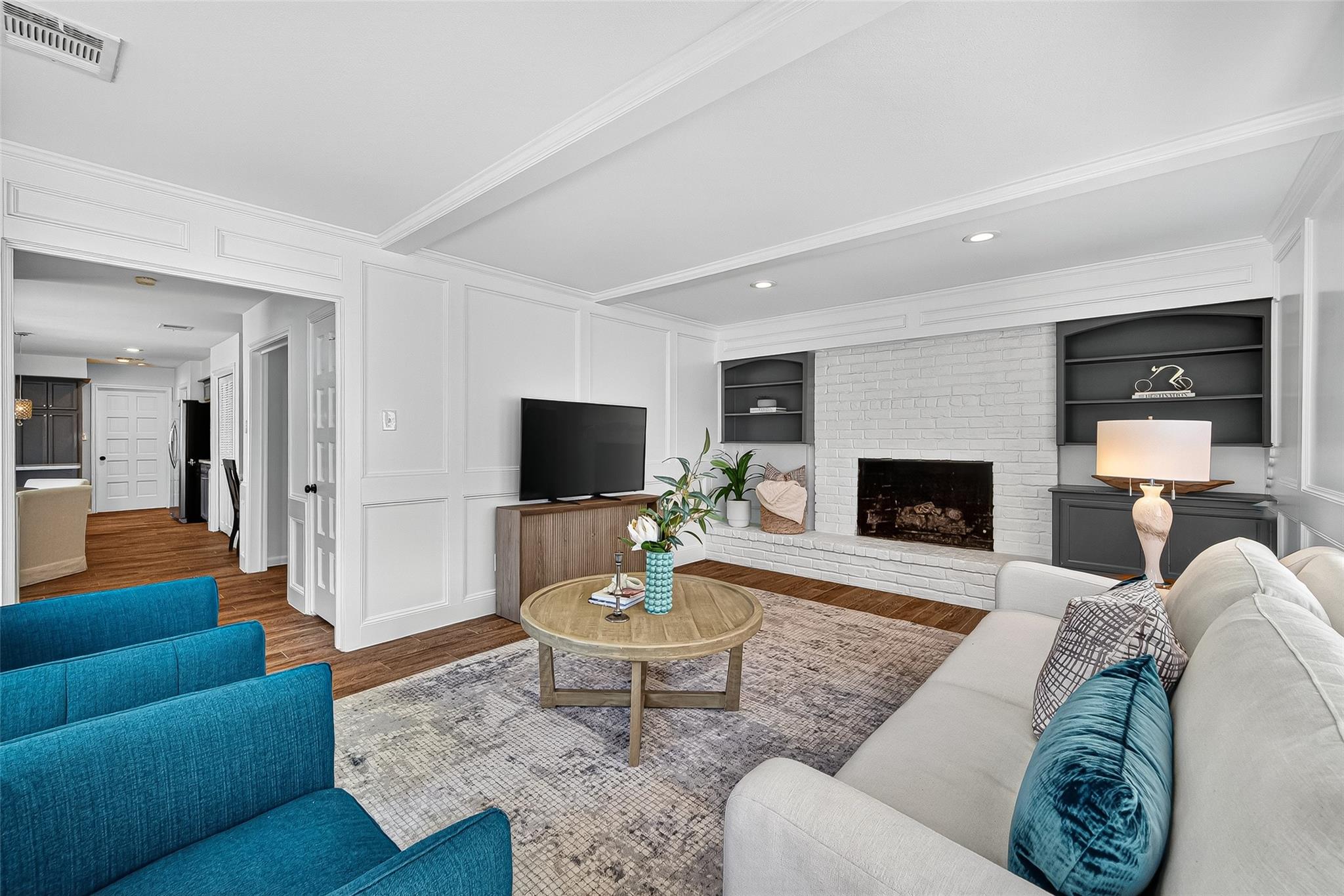 10935 Piping Rock Lane