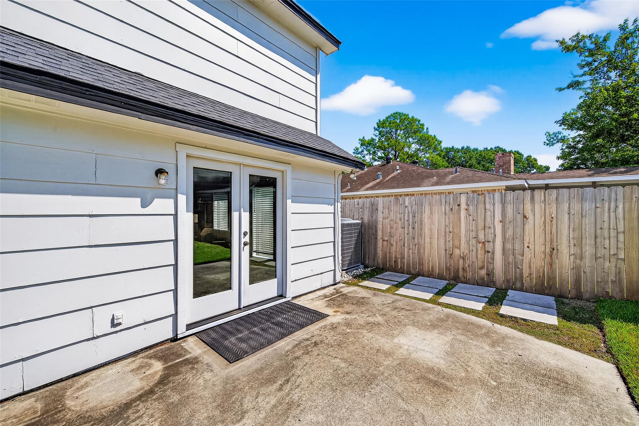 10935 Piping Rock Lane