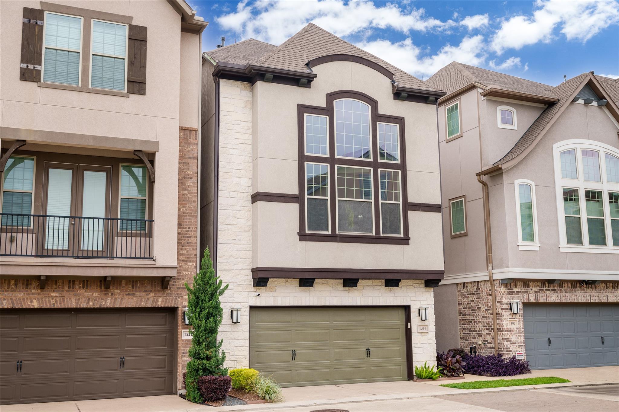 1303 Edwinstowe Trail