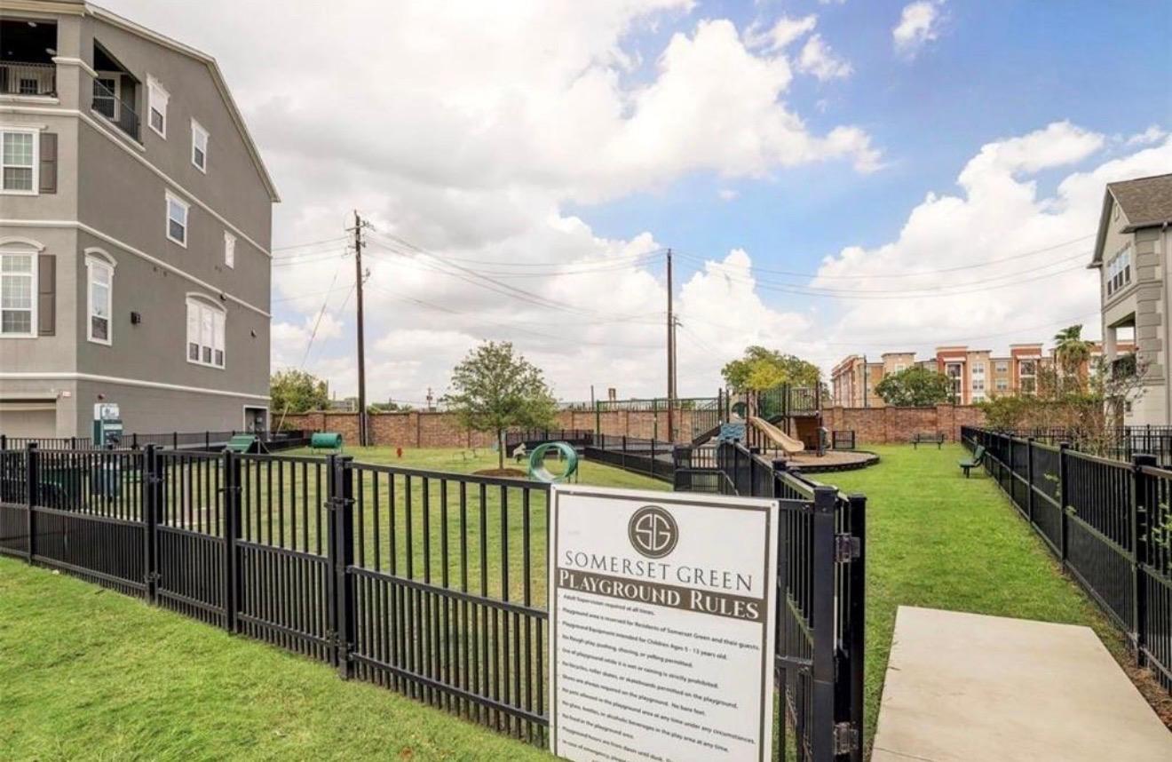 855 Dunleigh Meadows Lane