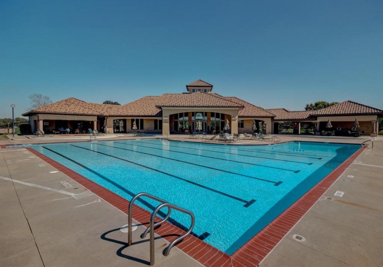 5523 Island Breeze Drive