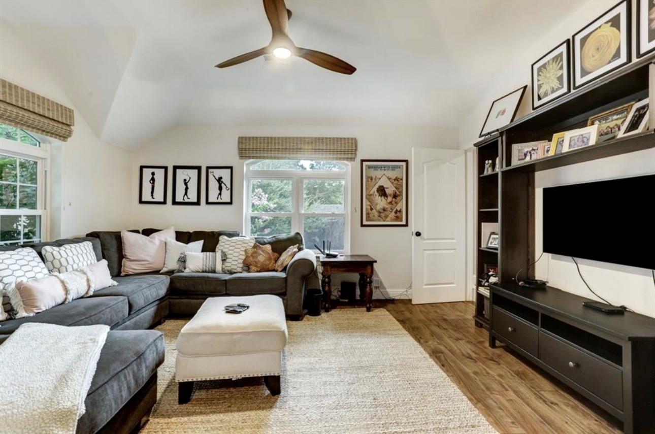 5523 Island Breeze Drive