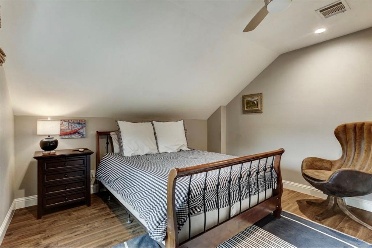 5523 Island Breeze Drive