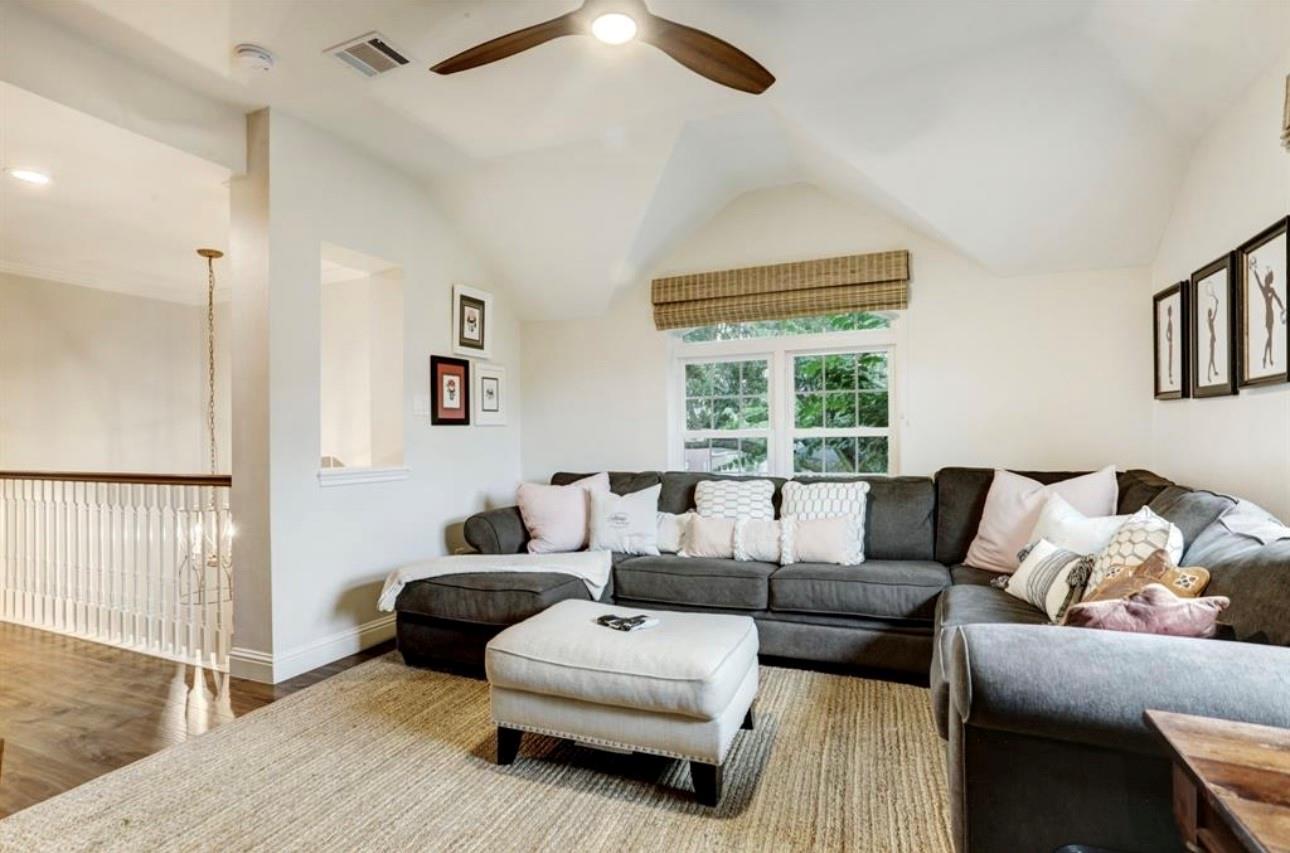 5523 Island Breeze Drive