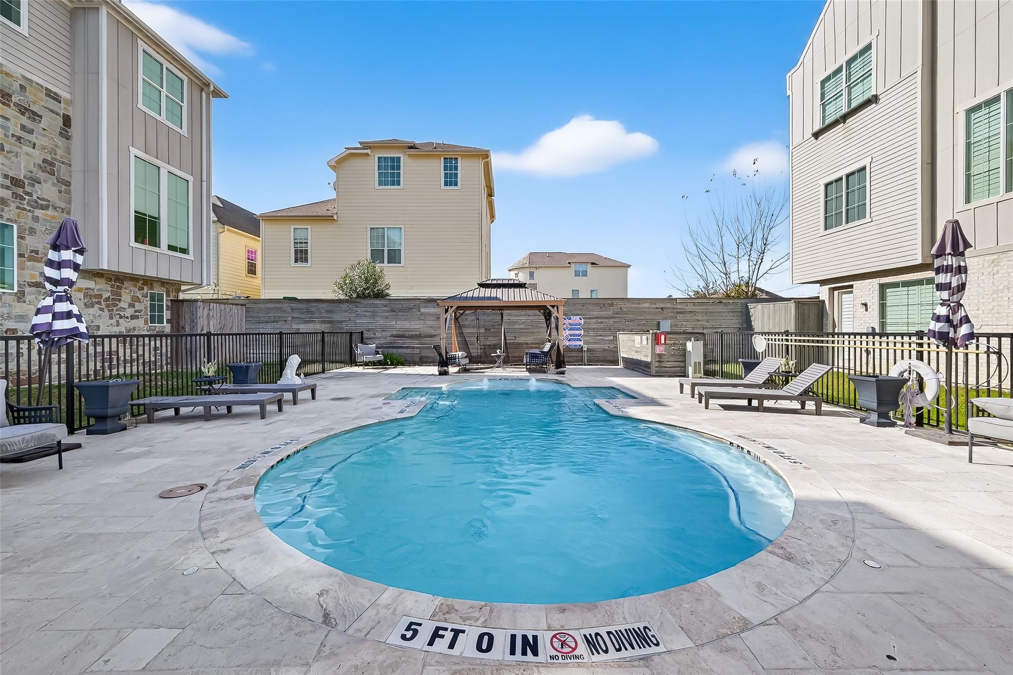 1303 Upland Retreat Blue Place