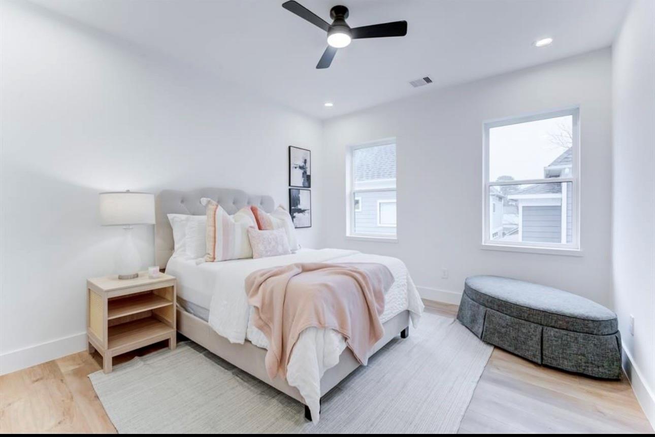 1210 W 23rd St W