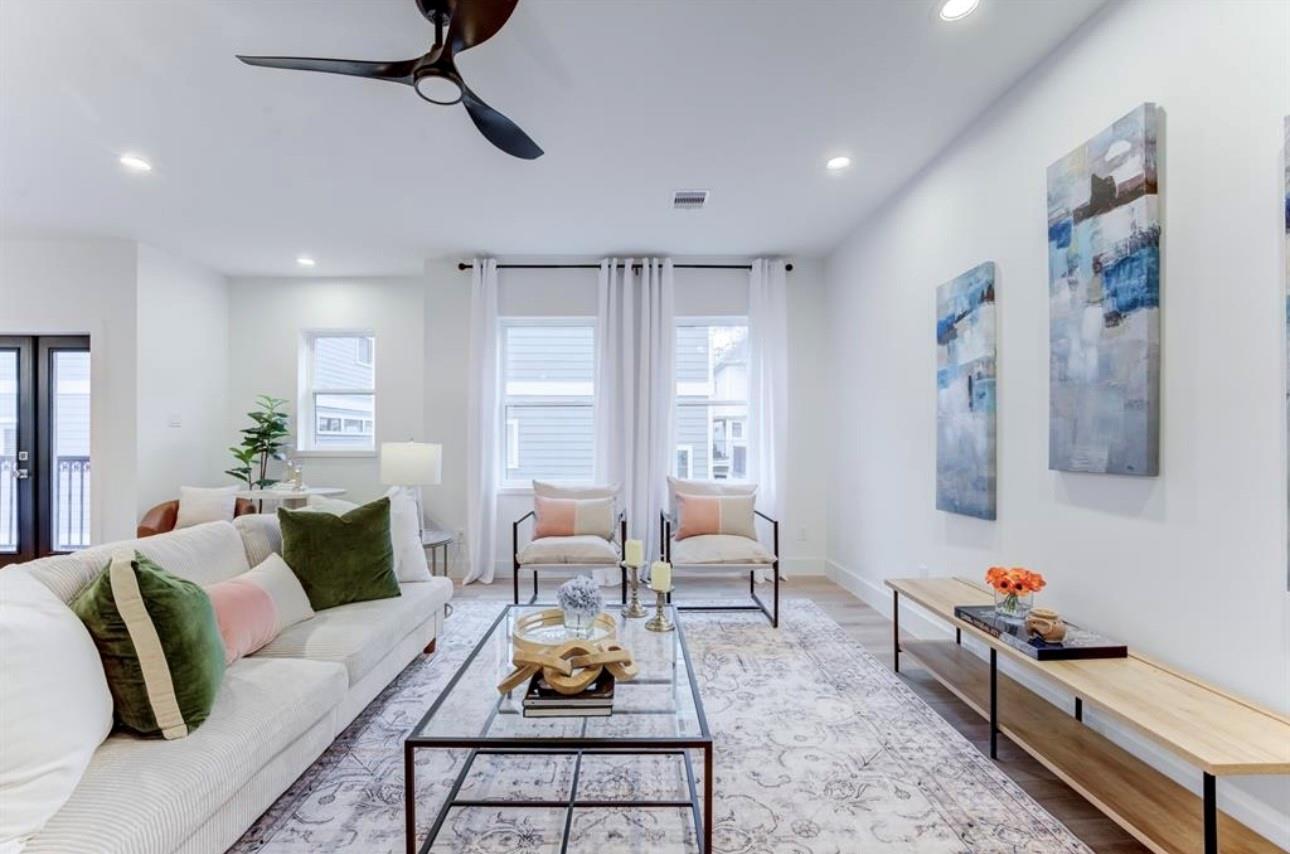 1210 W 23rd St W