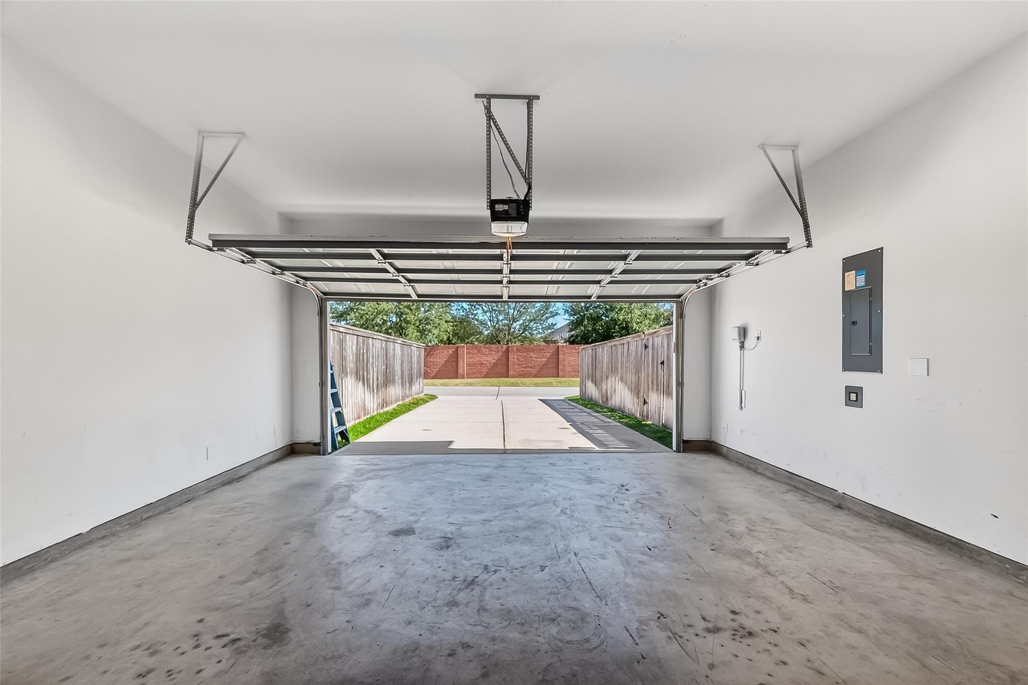 6034 Dark Kite Trail