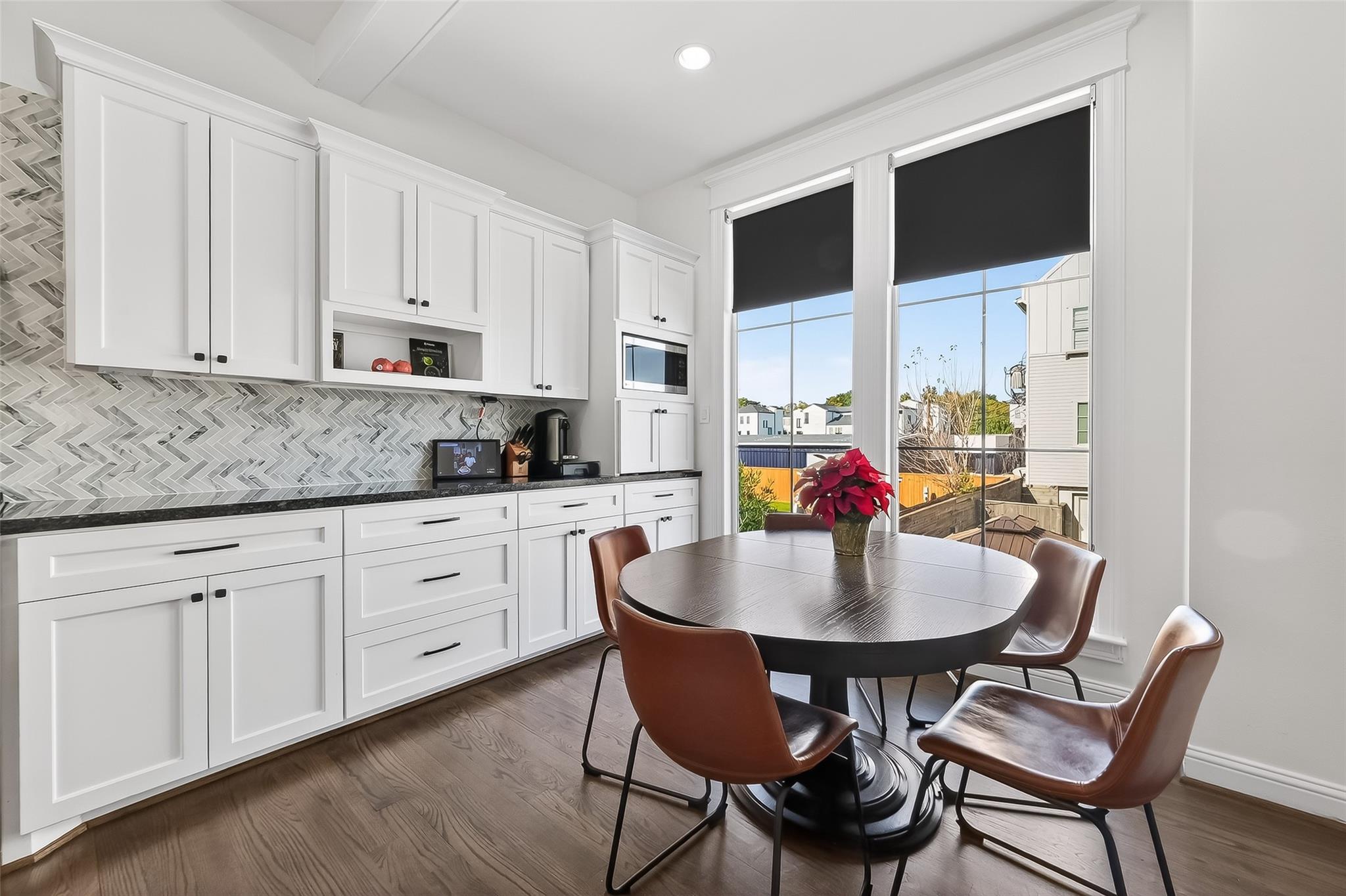 1303 Upland Retreat Blue Place