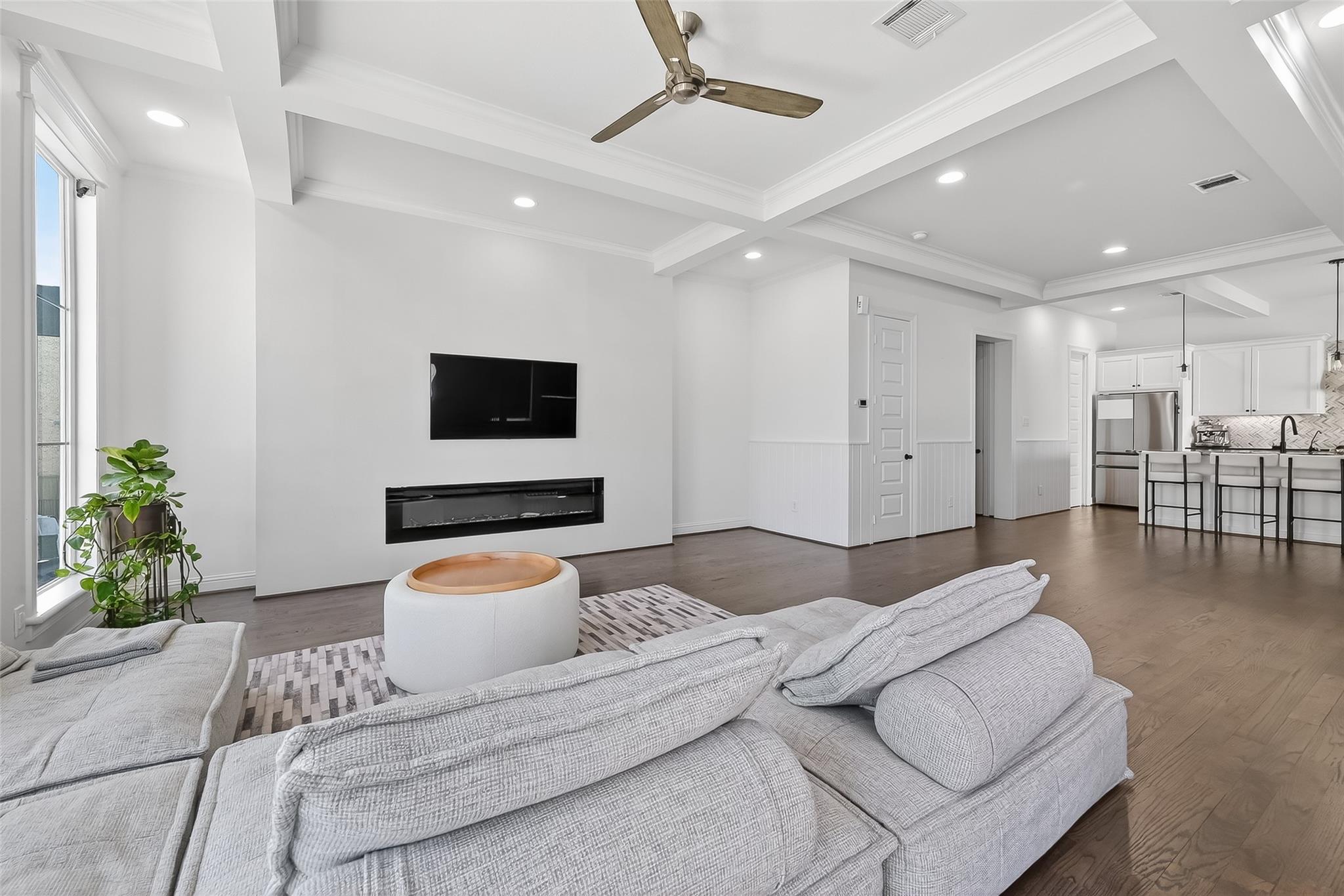 1303 Upland Retreat Blue Place