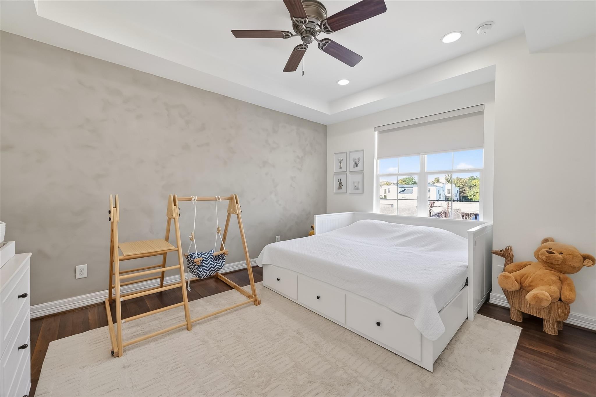 1303 Upland Retreat Blue Place