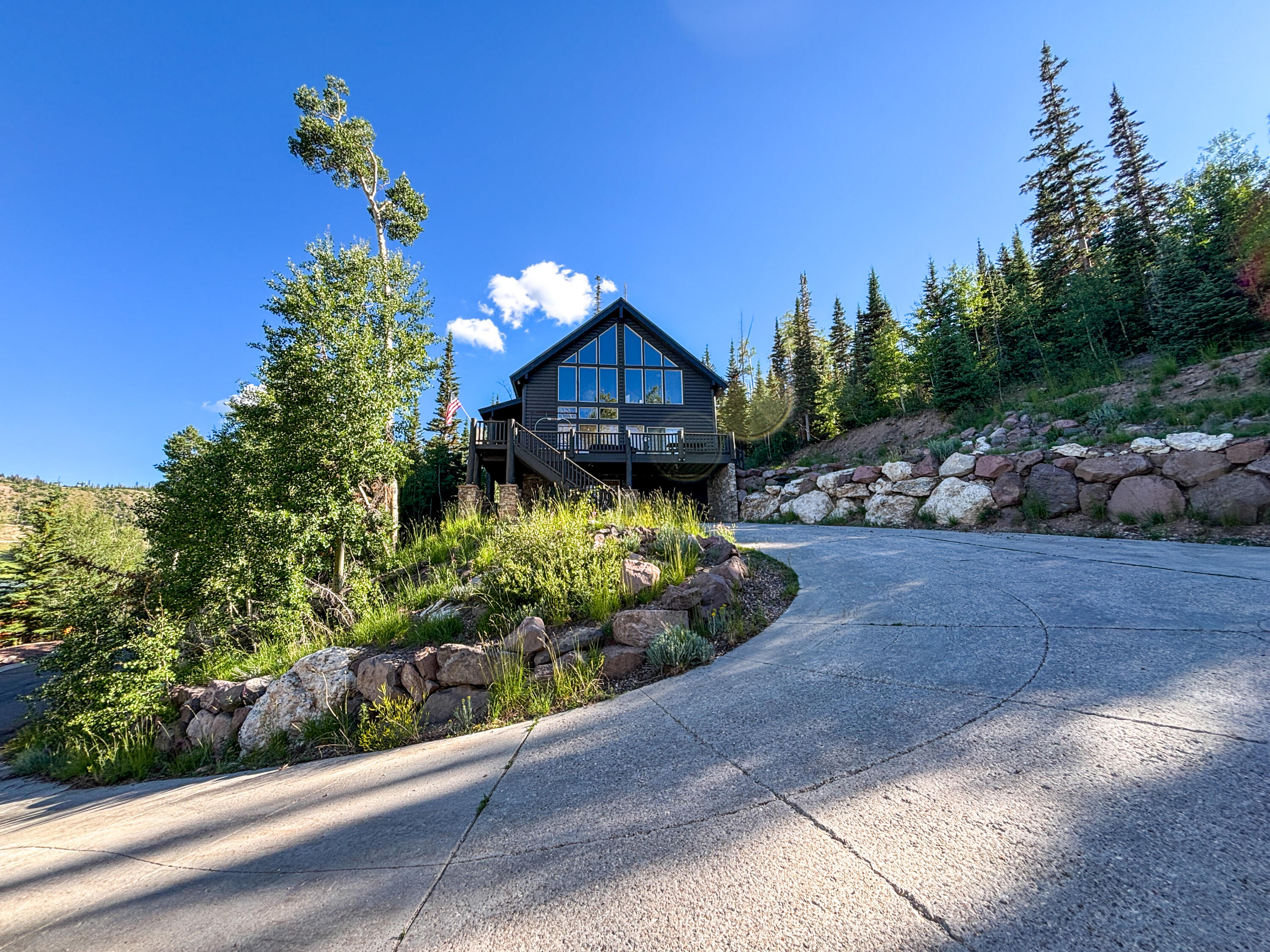 244 W Pinehurst DR