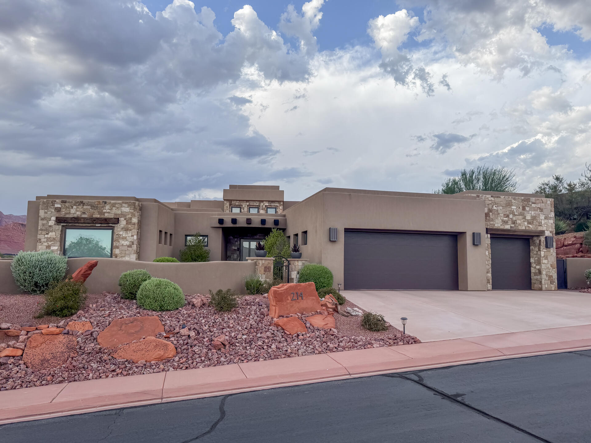 3052 Snow Canyon Parkway Unit: #214