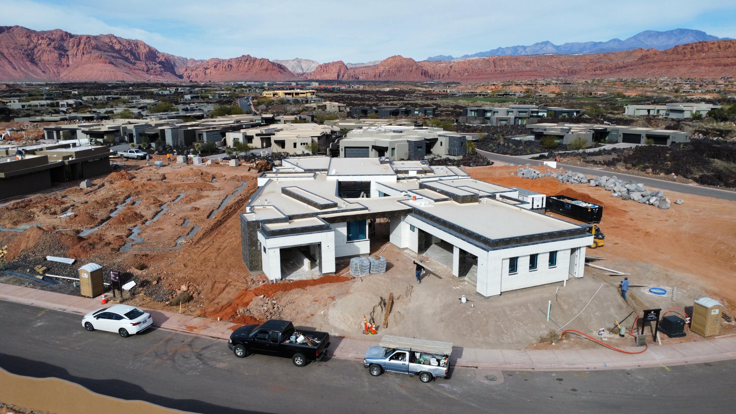 2874 W Indian Peaks Circle