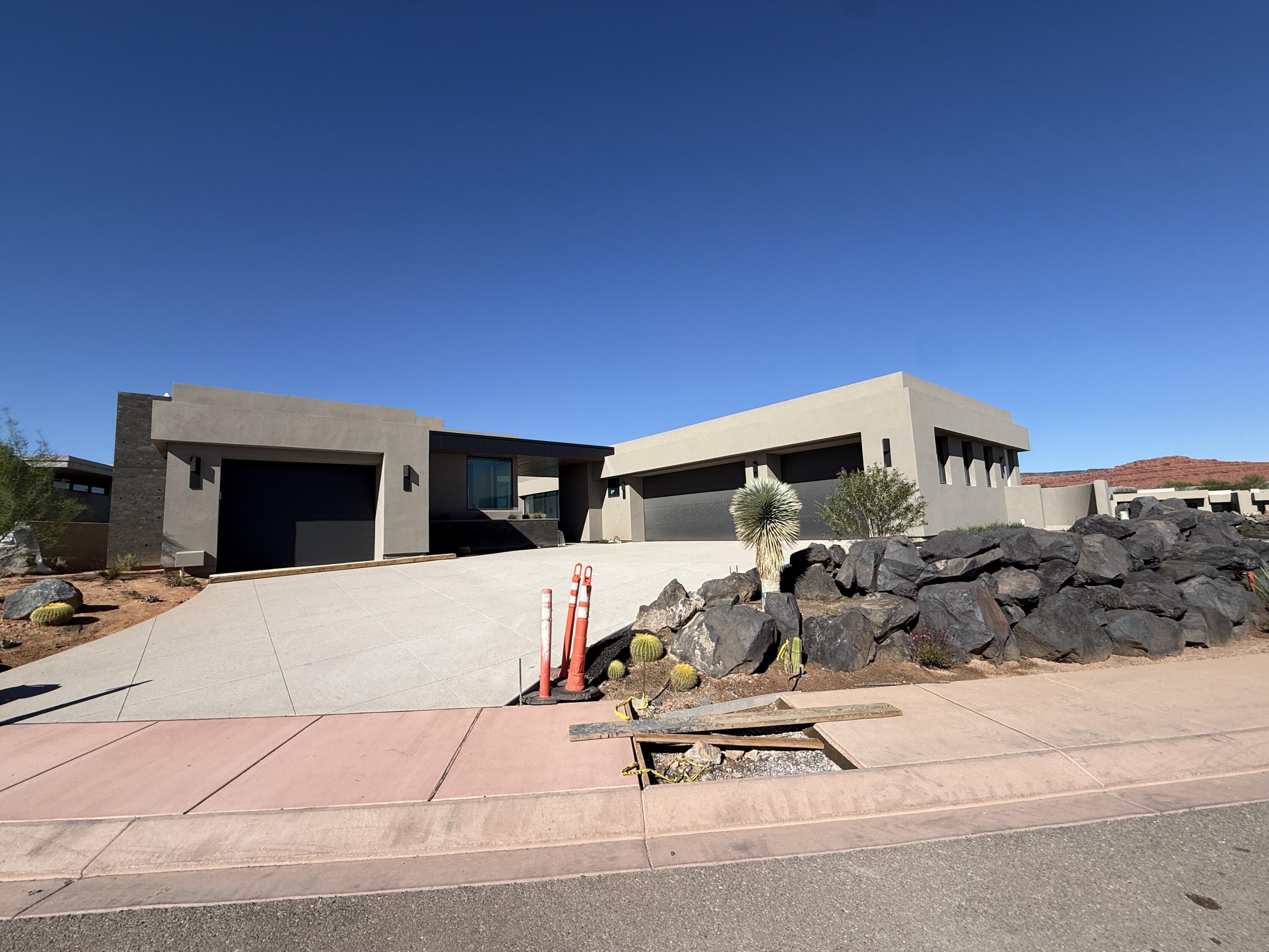 2874 W Indian Peaks Circle