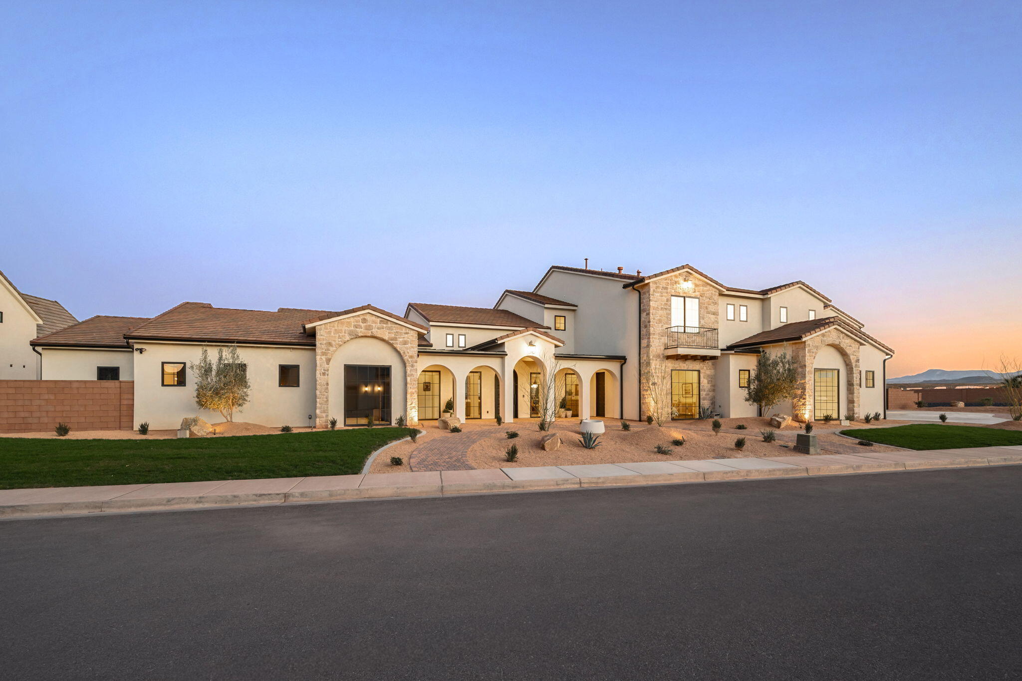 4871 S HOMESTEAD Way