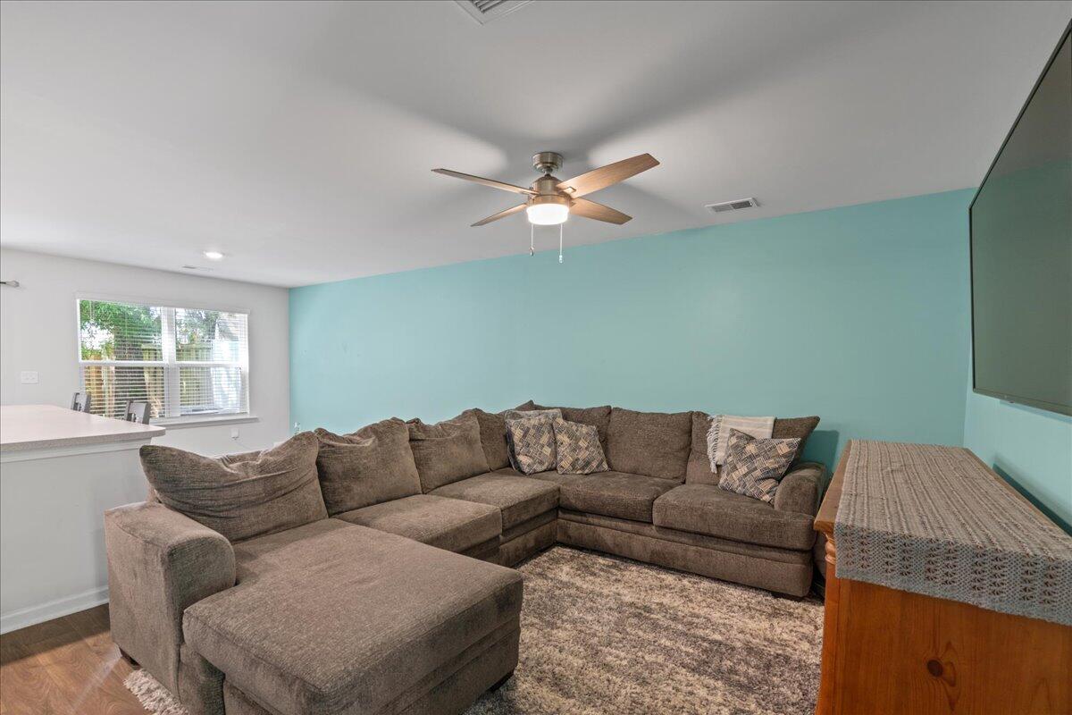 4591 Palm View Circle