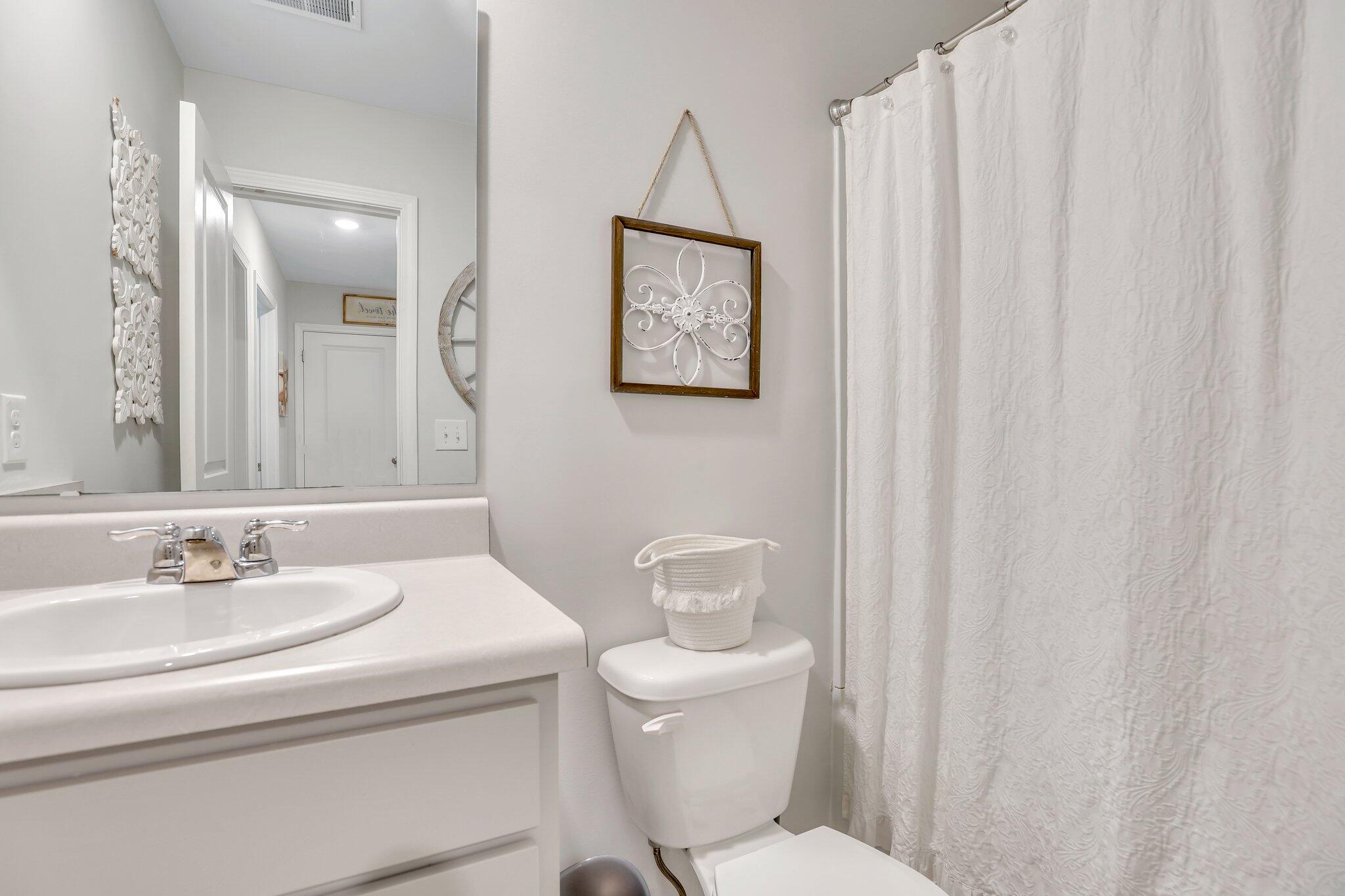 4591 Palm View Circle