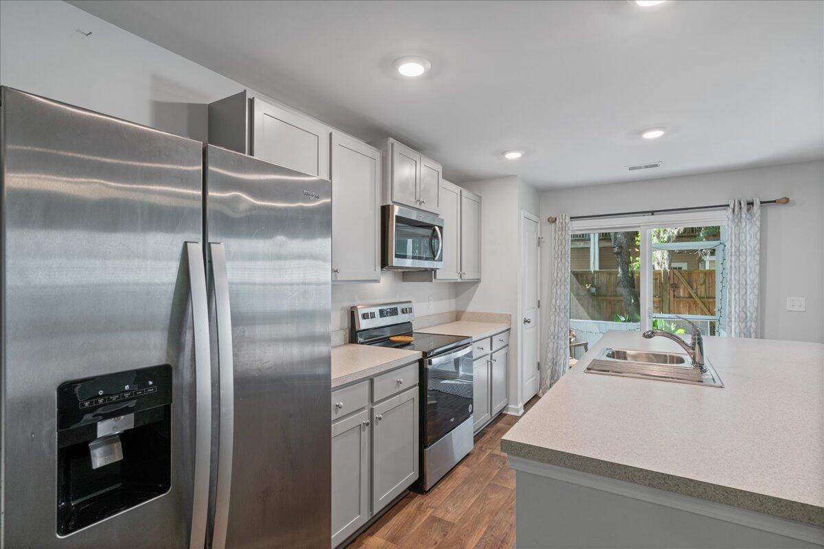 4591 Palm View Circle