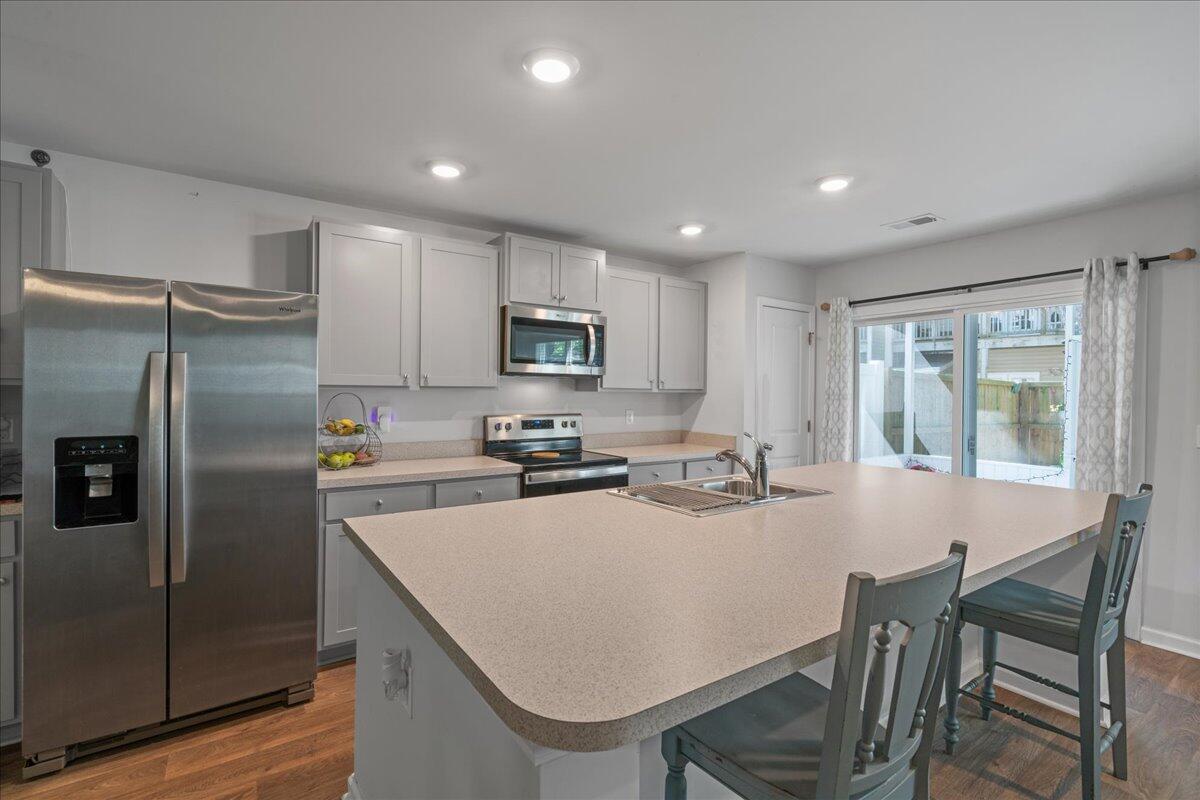 4591 Palm View Circle