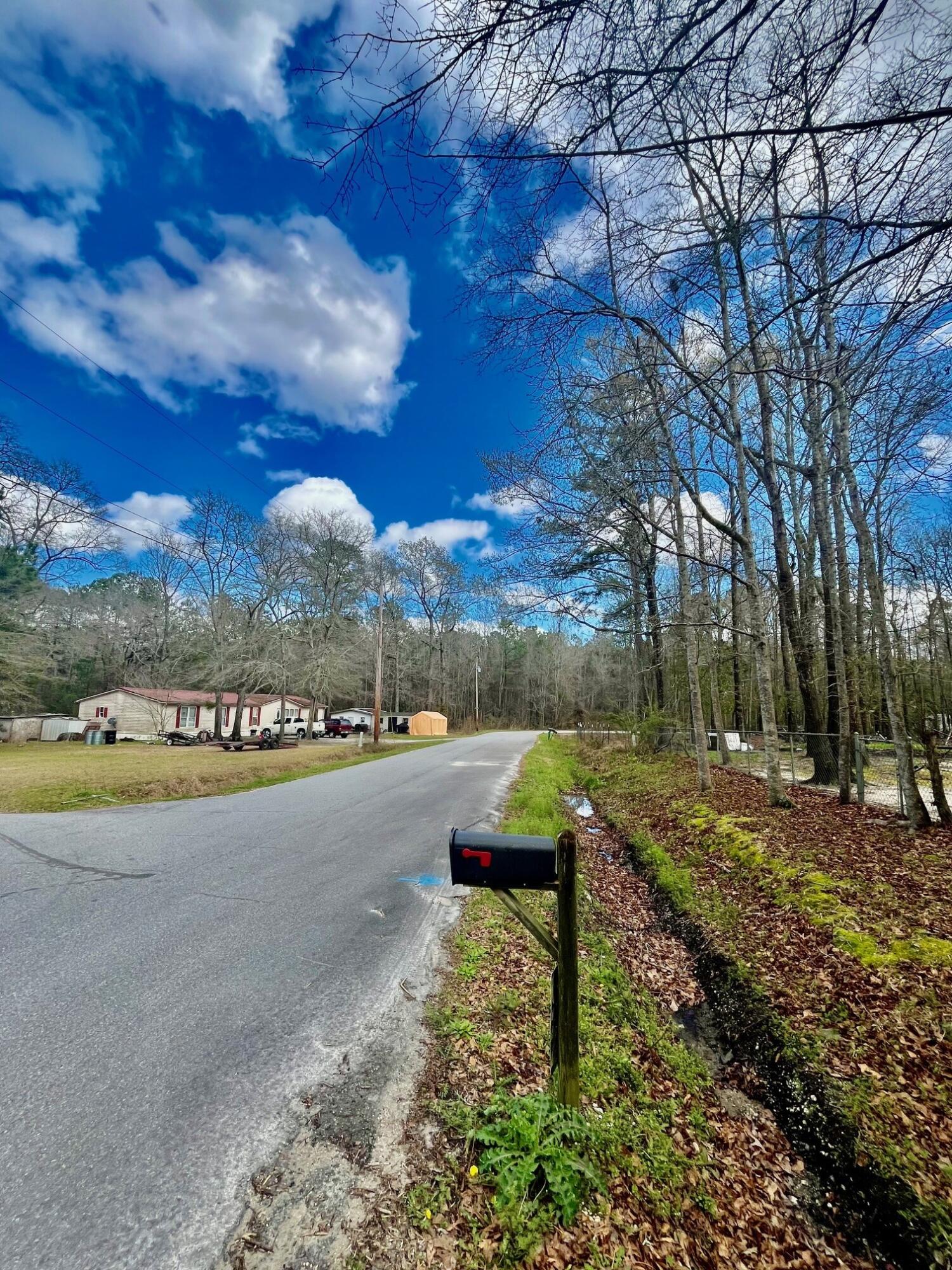 624 Bee Drive