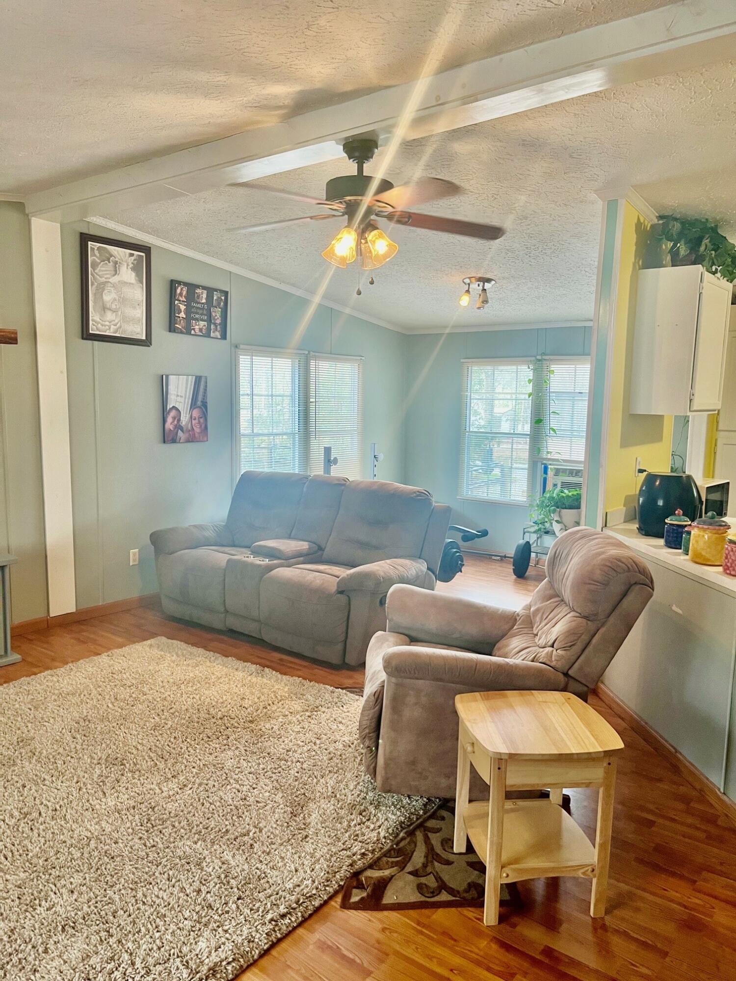 624 Bee Drive