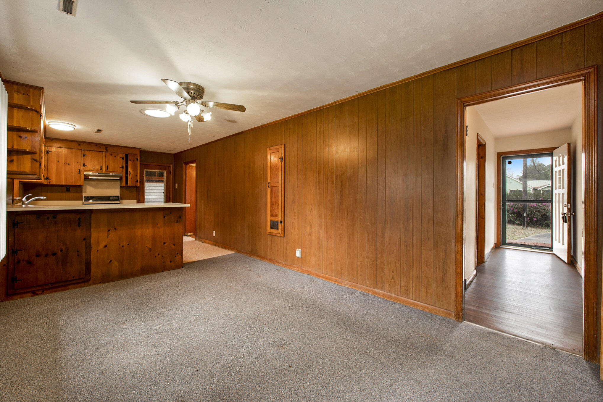 292 Embassy Drive