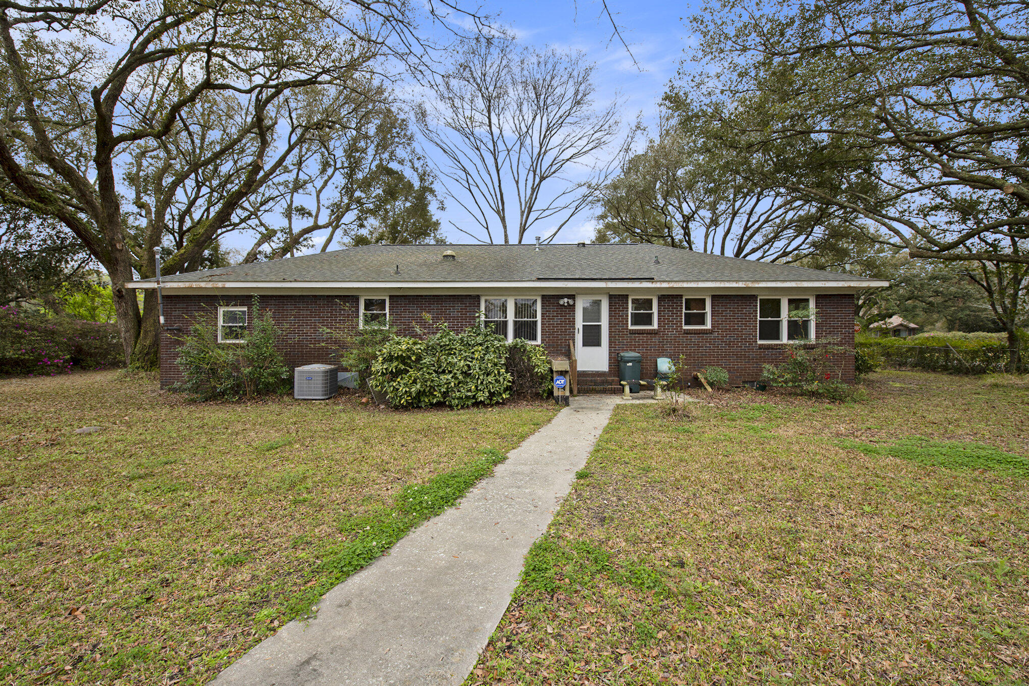 292 Embassy Drive