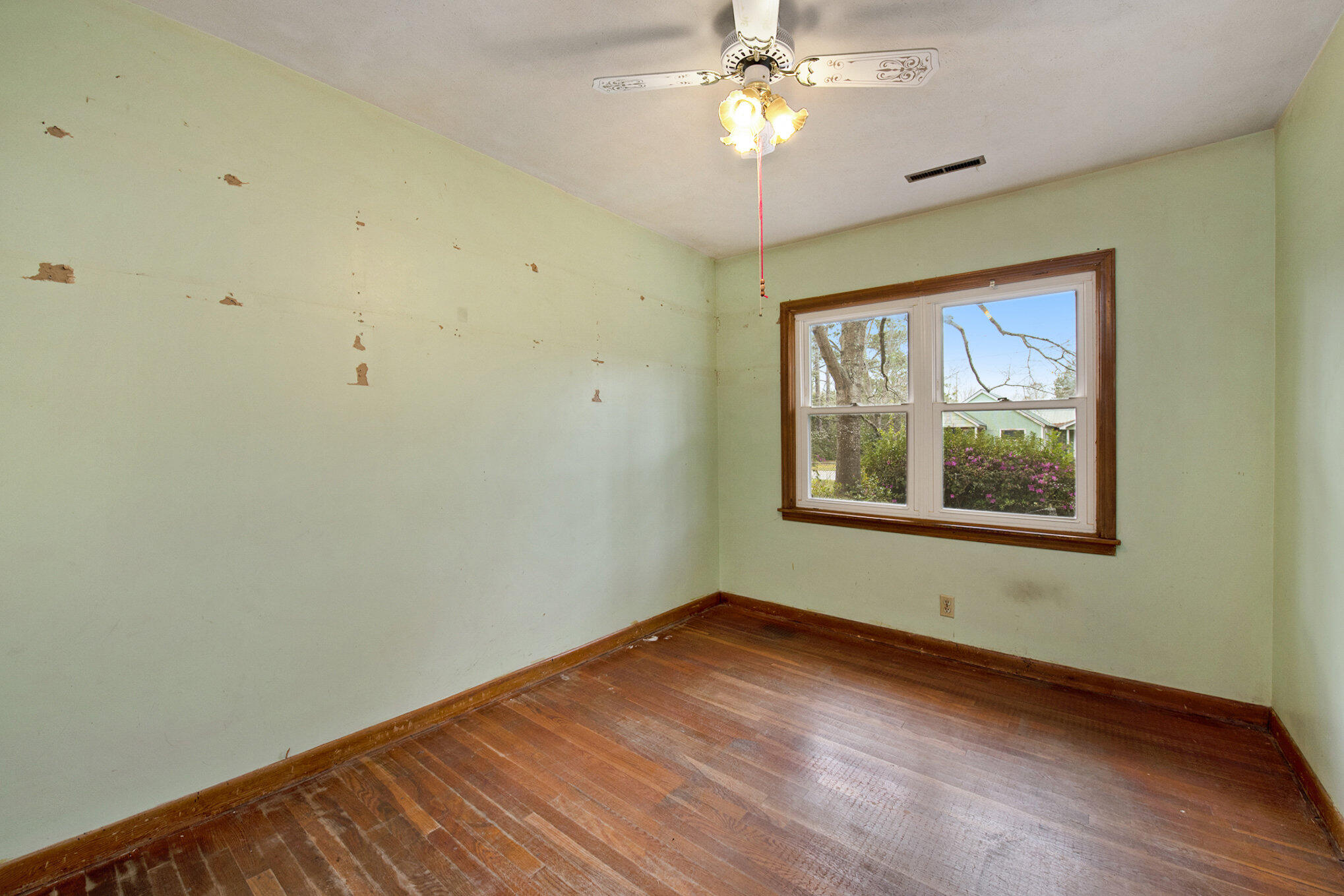 292 Embassy Drive