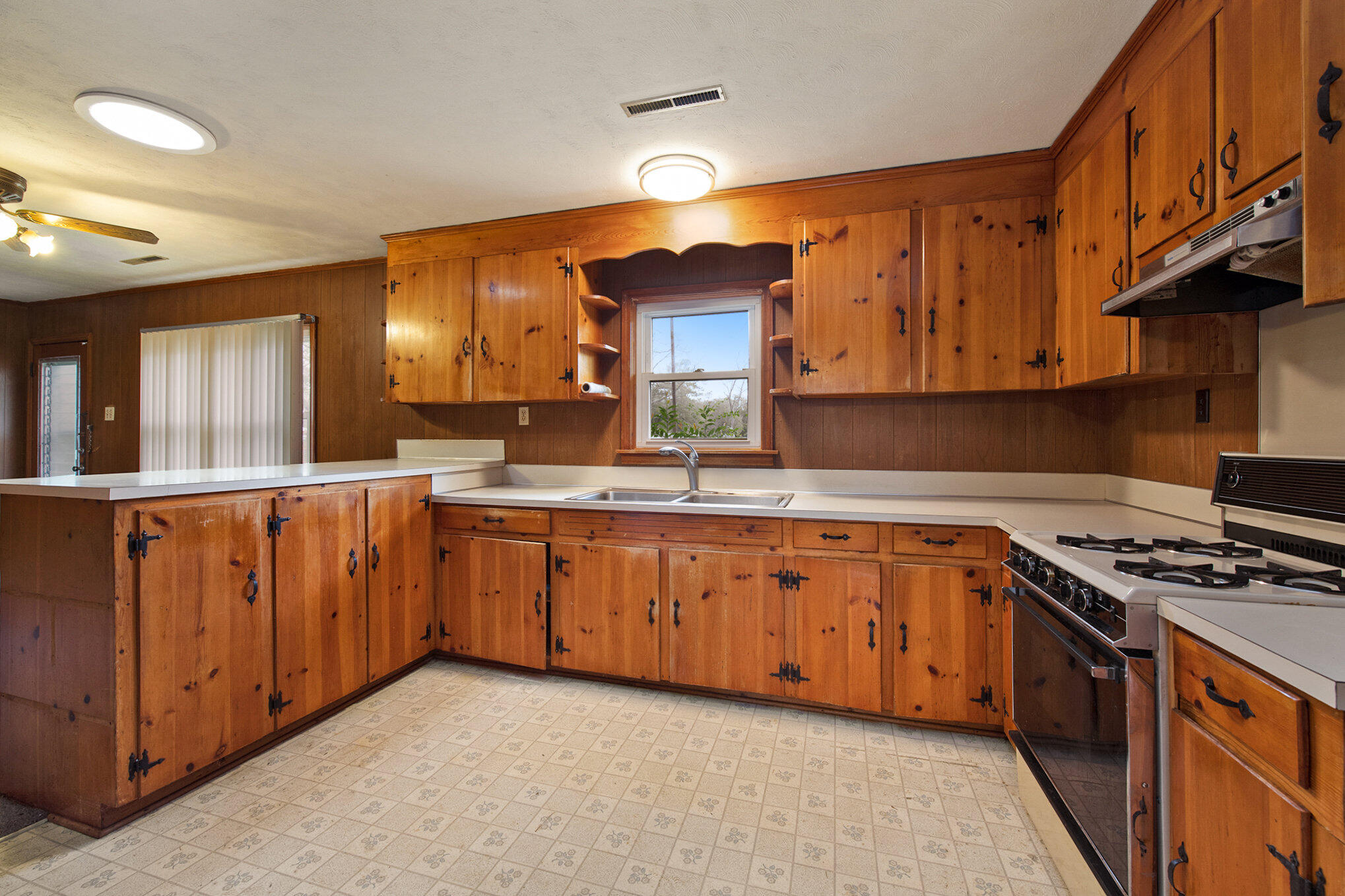292 Embassy Drive
