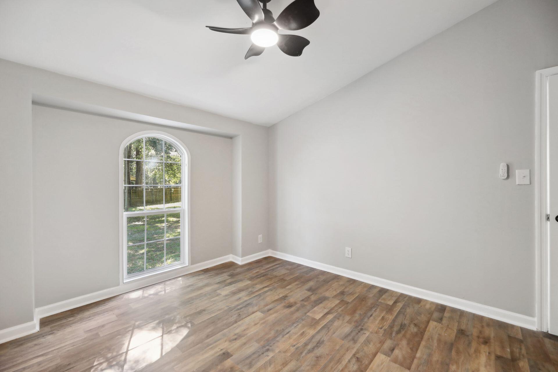 306 Macs Landing Road