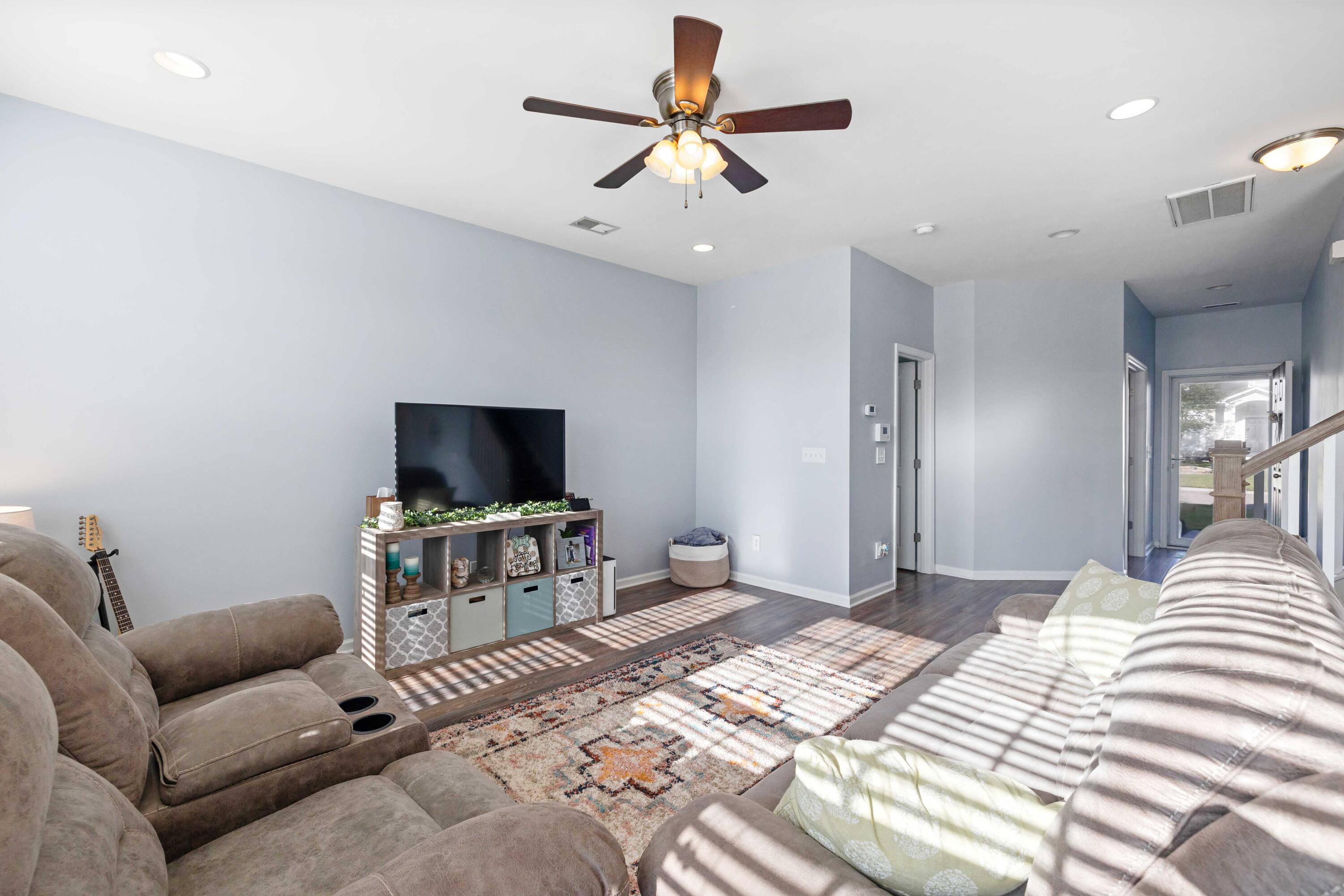 531 Pleasant Side Drive