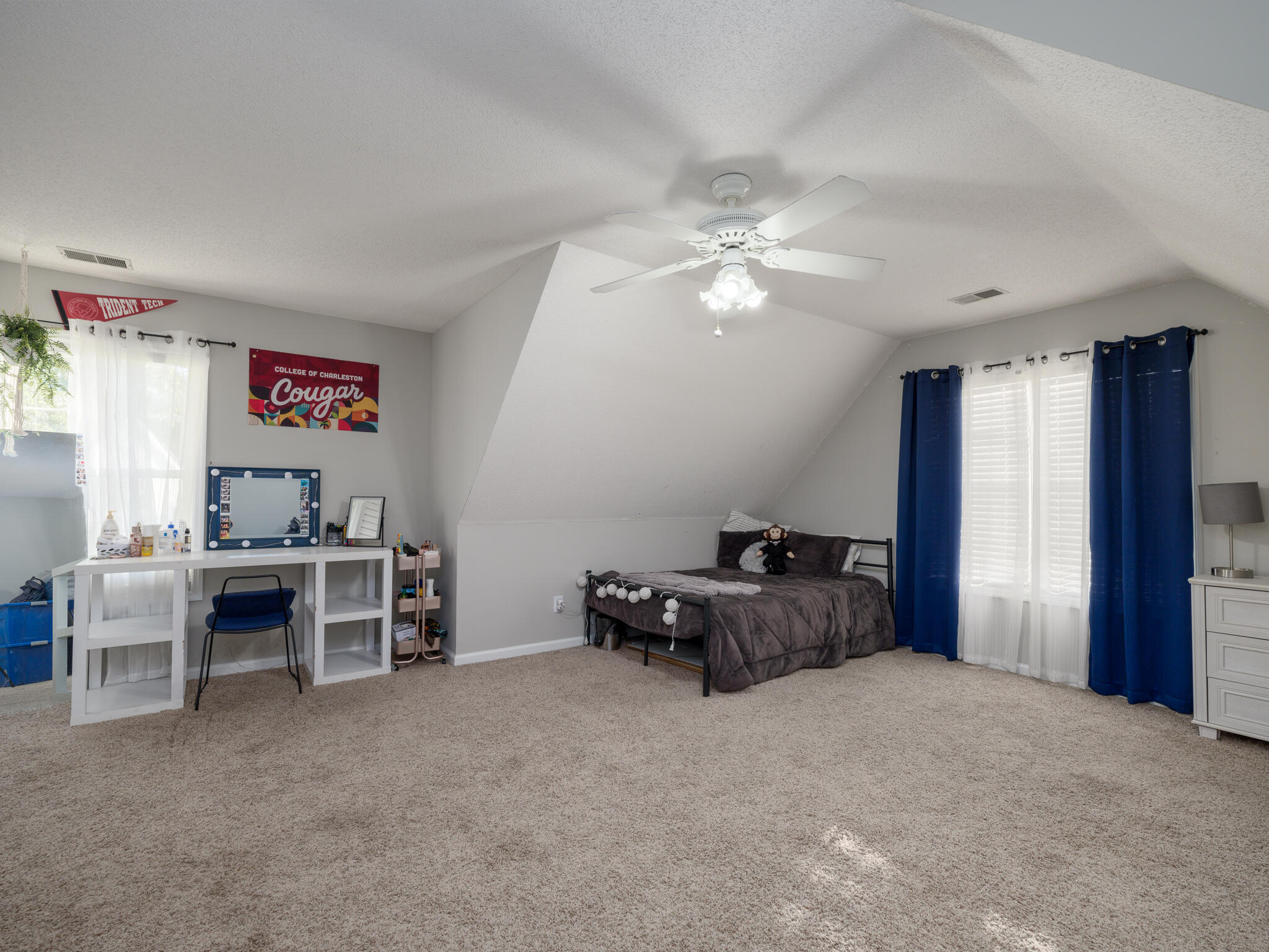5501 Lindo Terrace