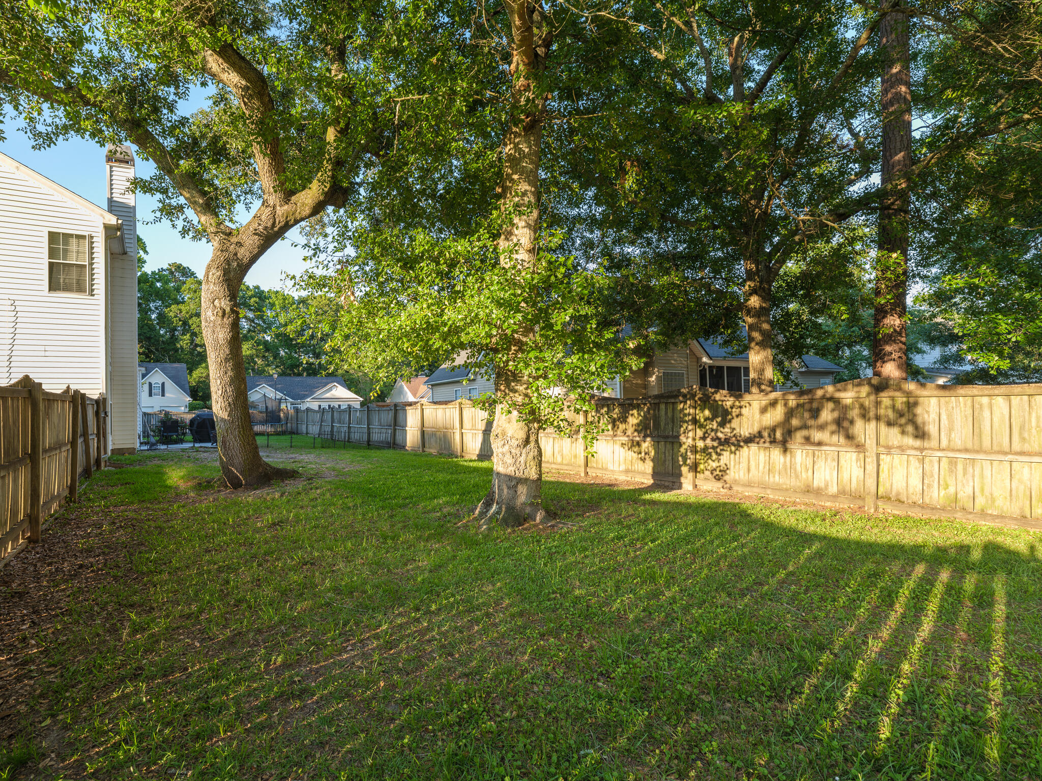 5501 Lindo Terrace