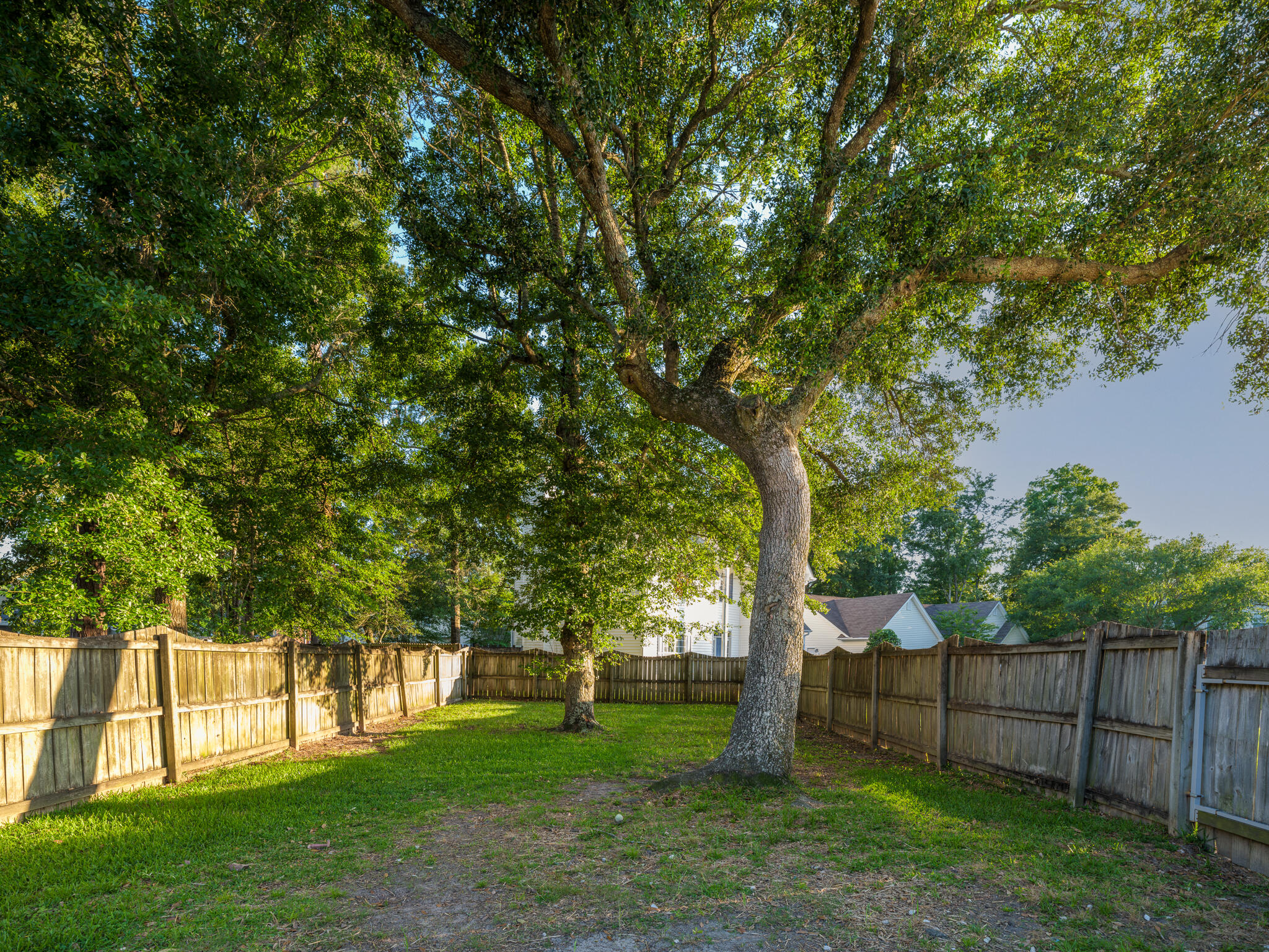 5501 Lindo Terrace