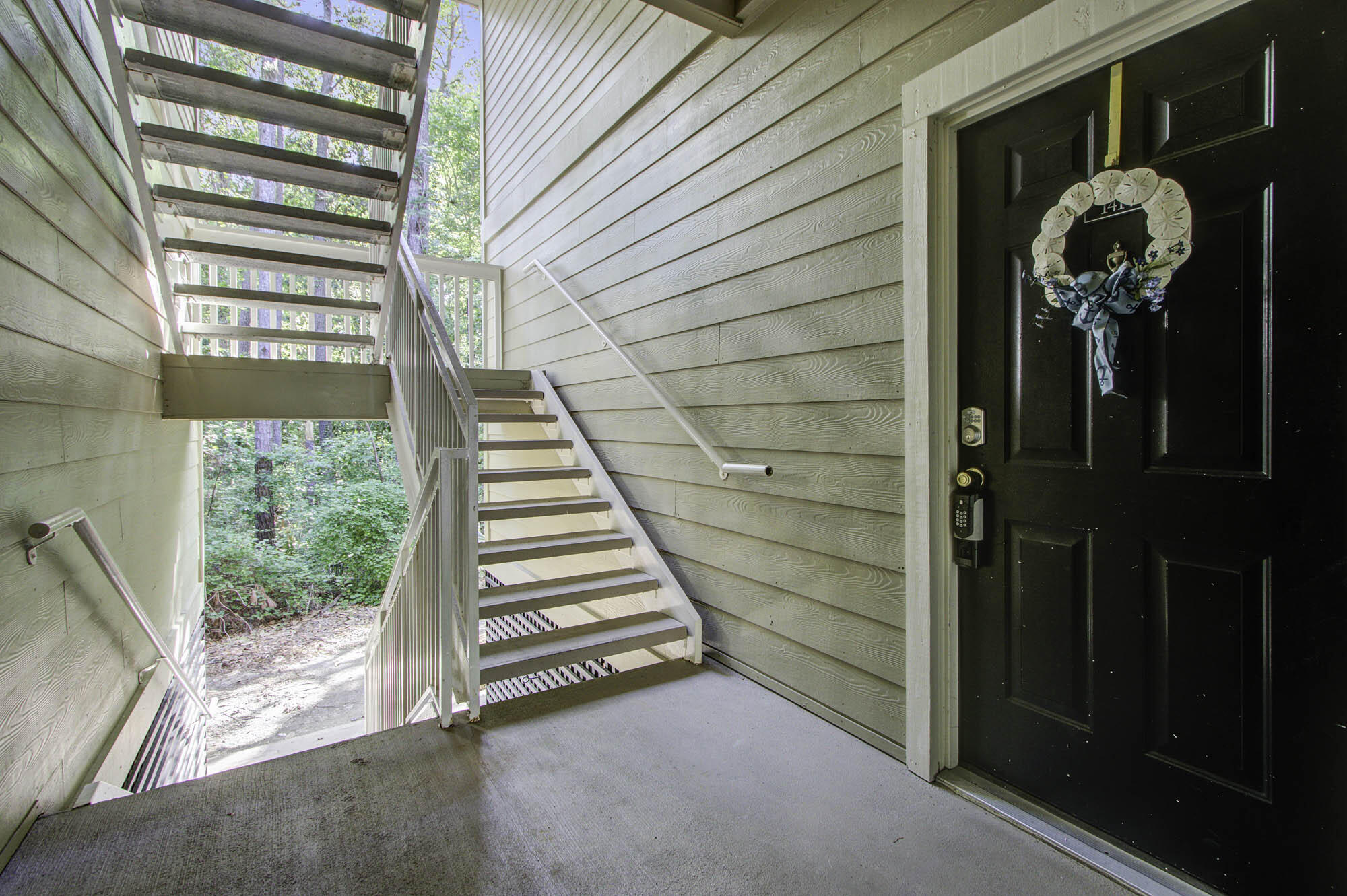 1600 Long Grove Drive # 1414