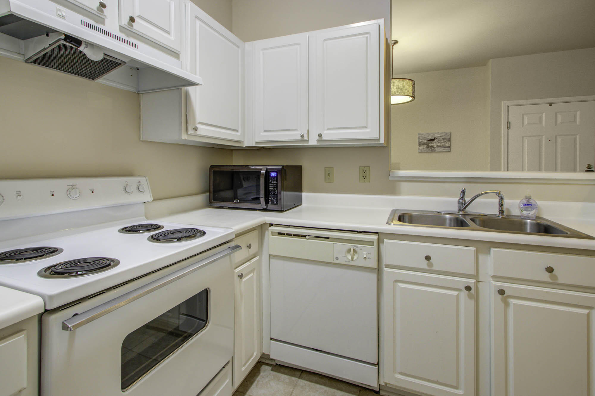 1600 Long Grove Drive # 1414