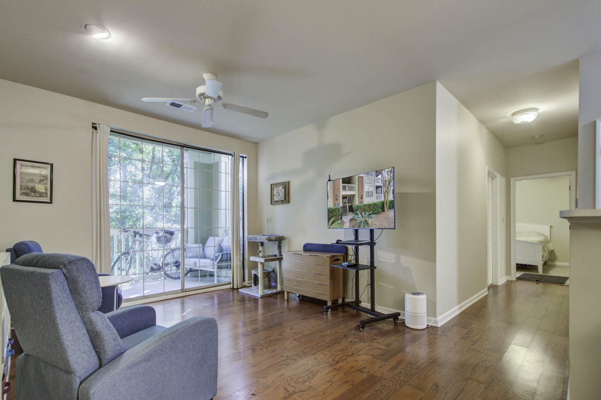 1600 Long Grove Drive # 1414