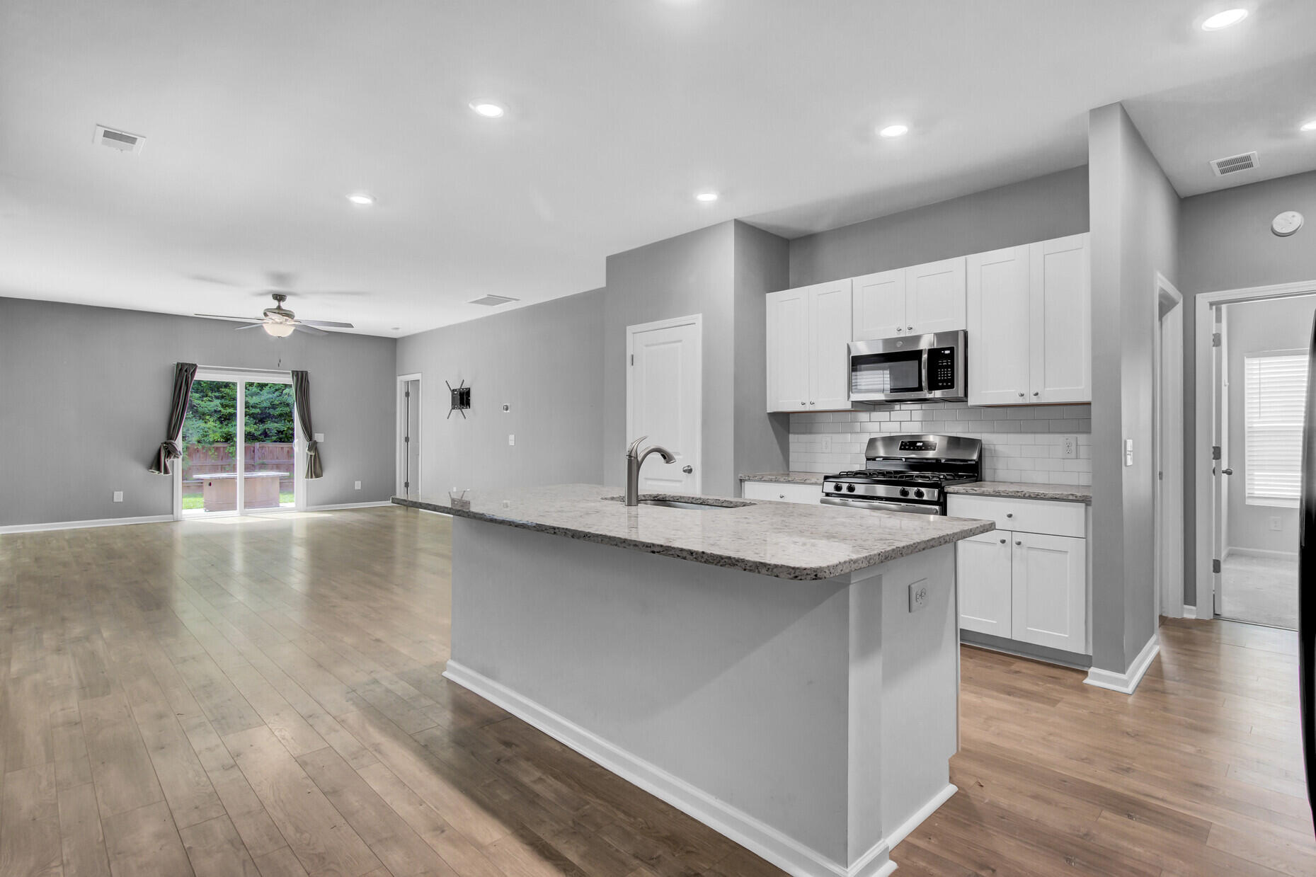 565 Merrywood Drive