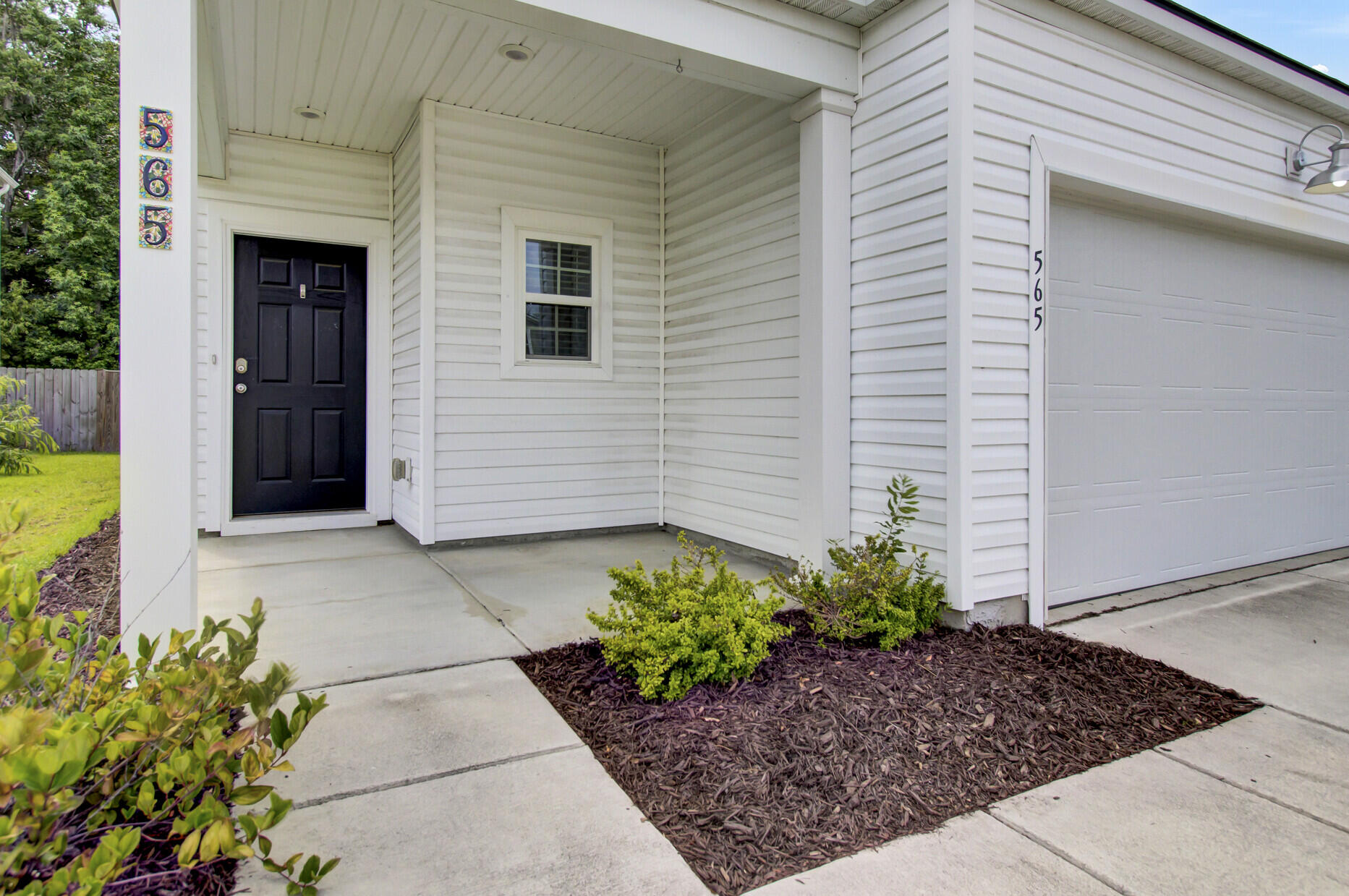 565 Merrywood Drive