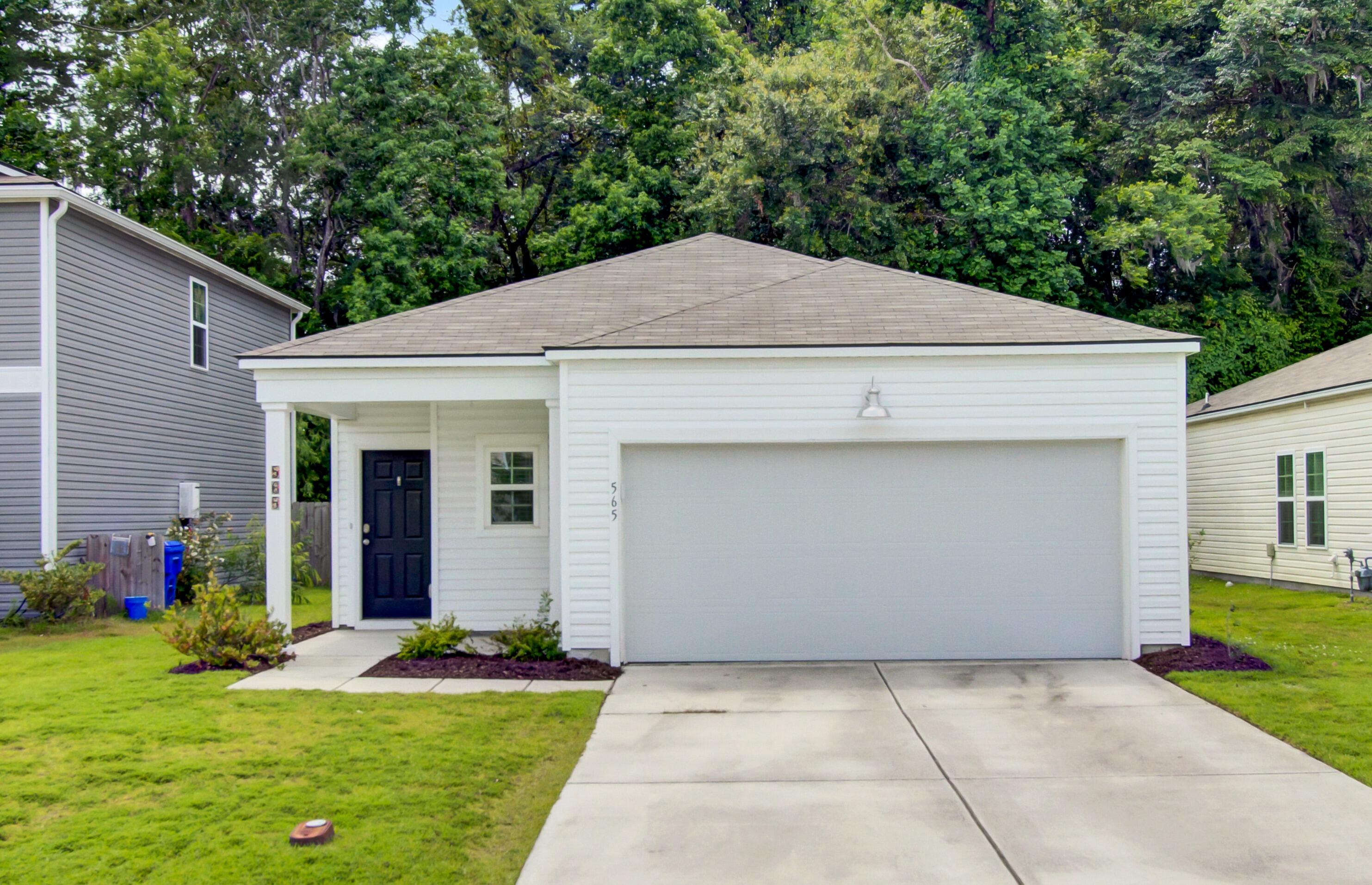 565 Merrywood Drive