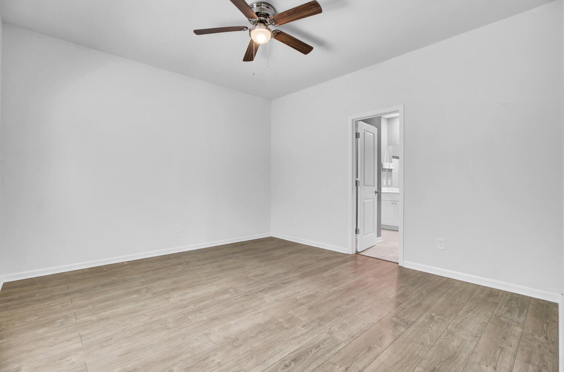 565 Merrywood Drive