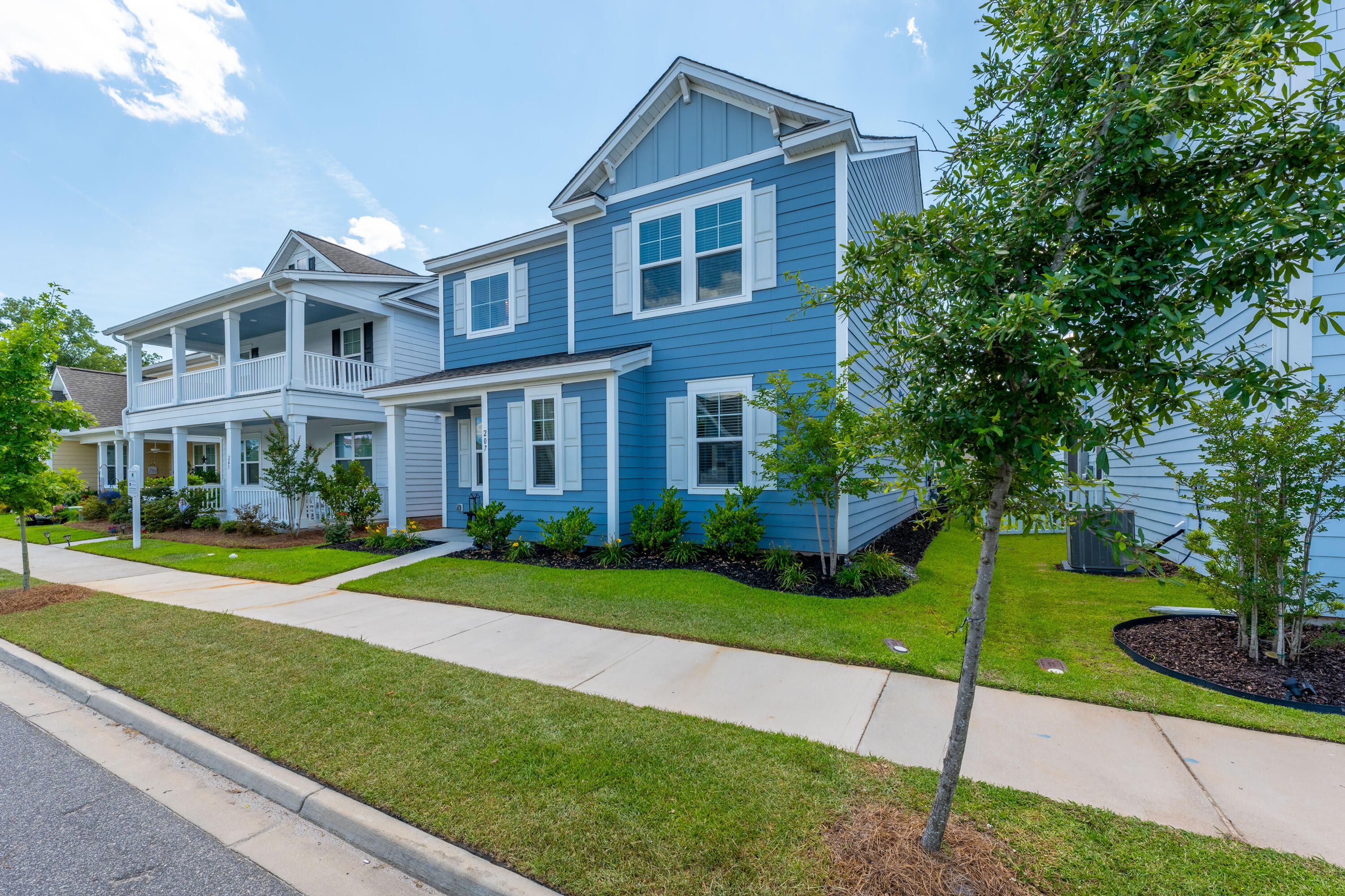 207 Oak View Way